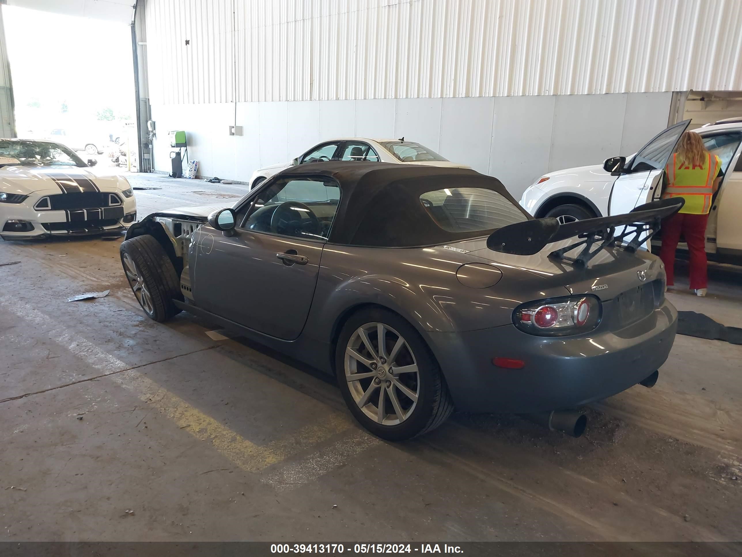 Photo 2 VIN: JM1NC25F660113756 - MAZDA MX-5 