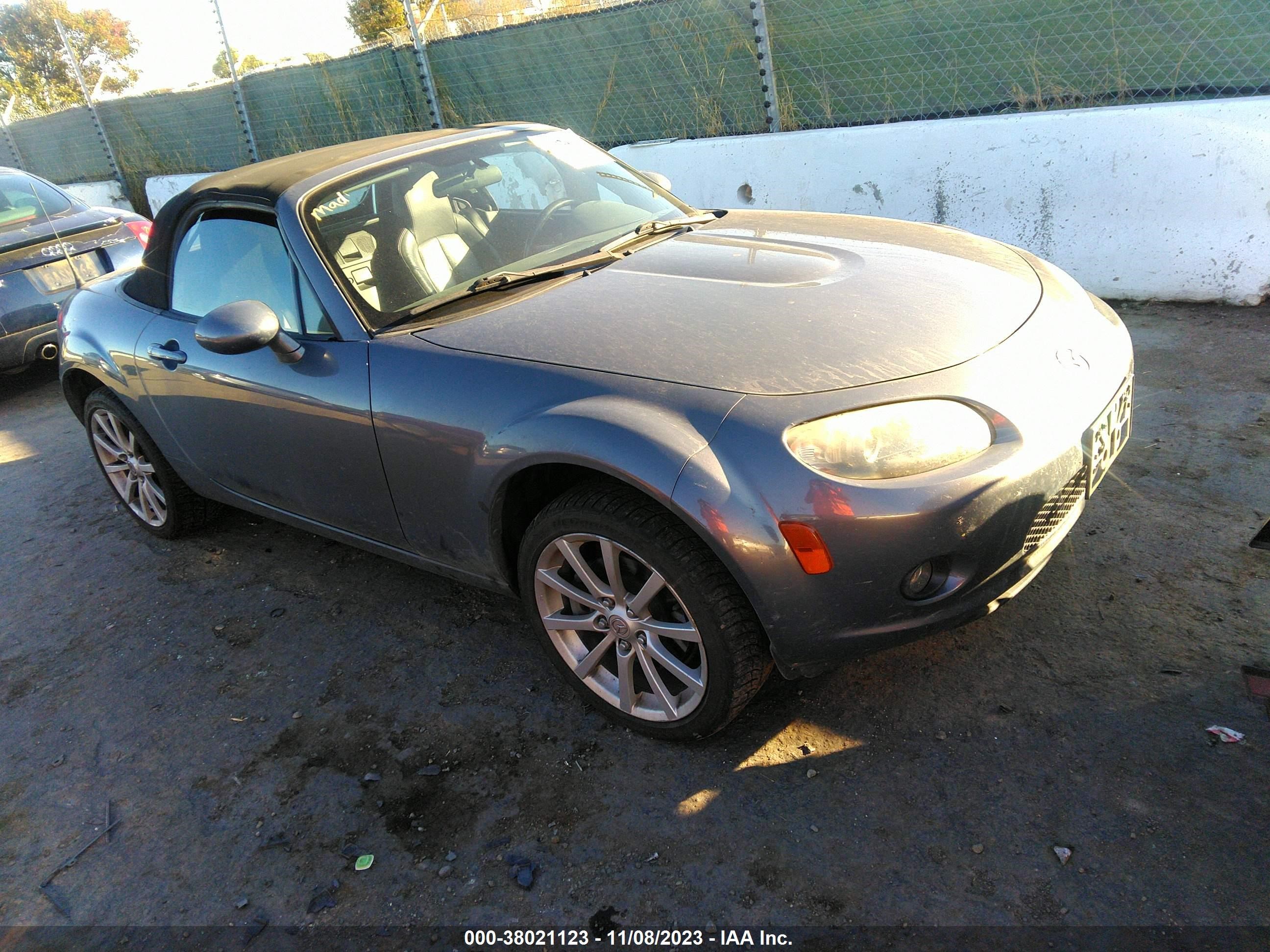 Photo 0 VIN: JM1NC25F860109675 - MAZDA MX-5 