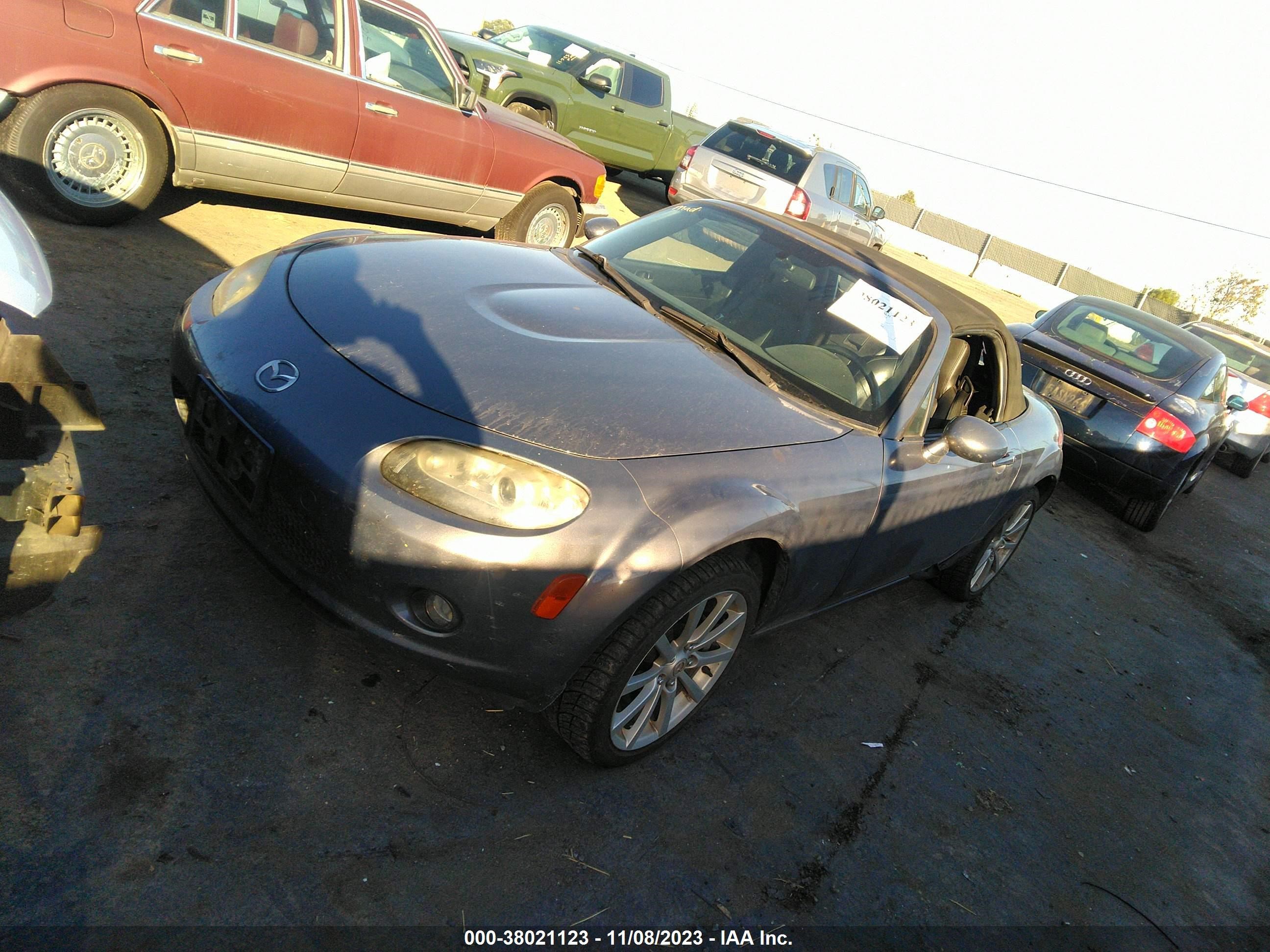 Photo 1 VIN: JM1NC25F860109675 - MAZDA MX-5 