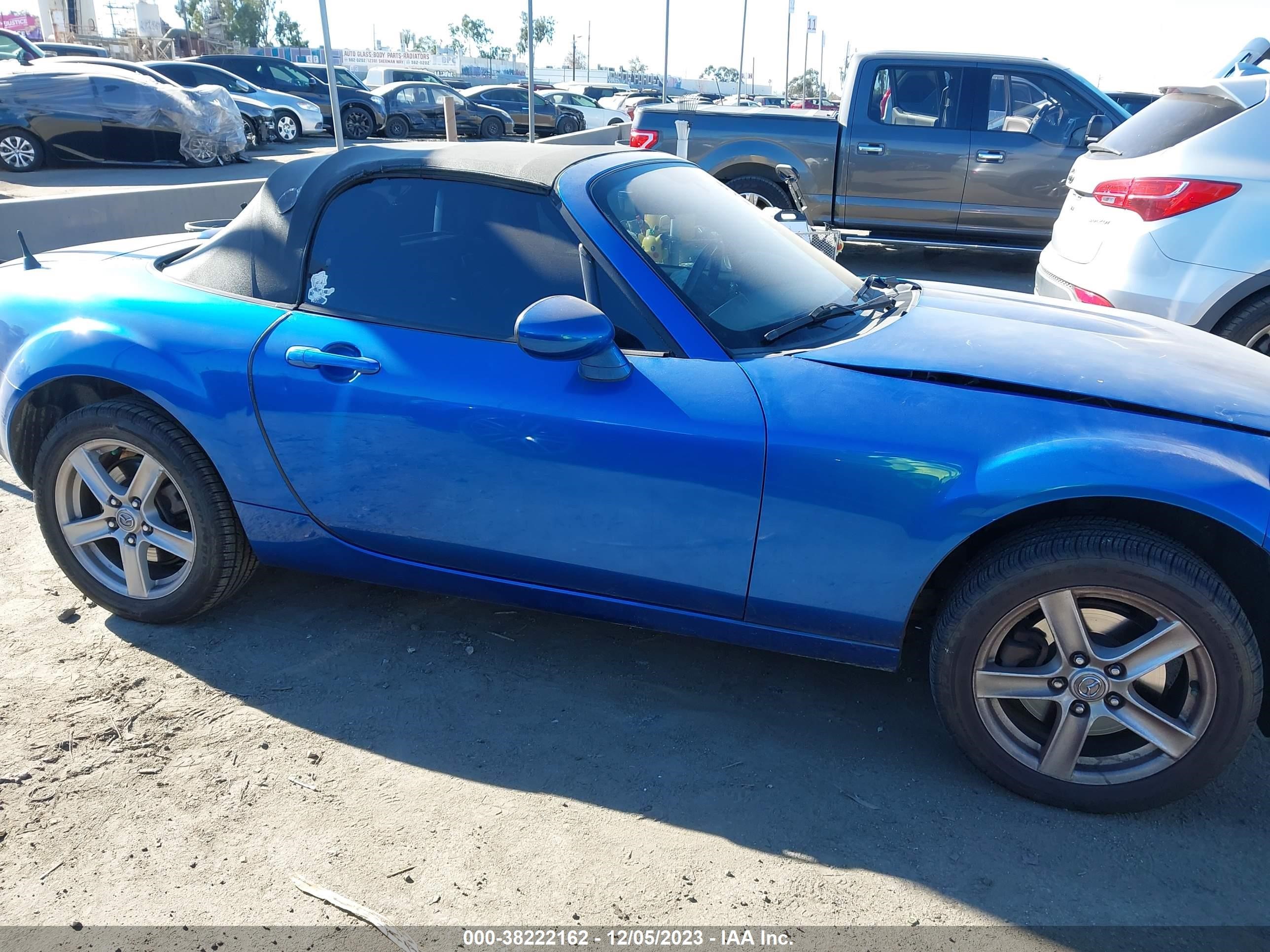 Photo 12 VIN: JM1NC25F960104467 - MAZDA MX-5 