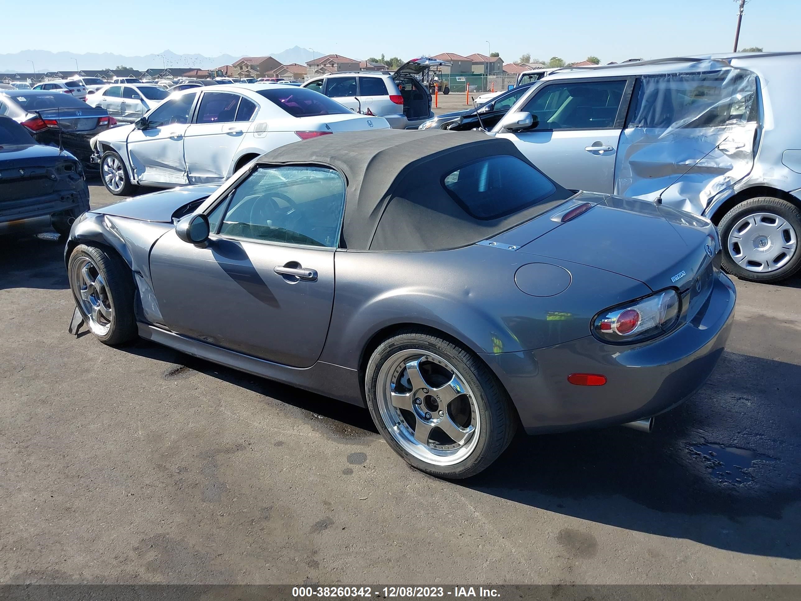 Photo 2 VIN: JM1NC25F980147449 - MAZDA MX-5 