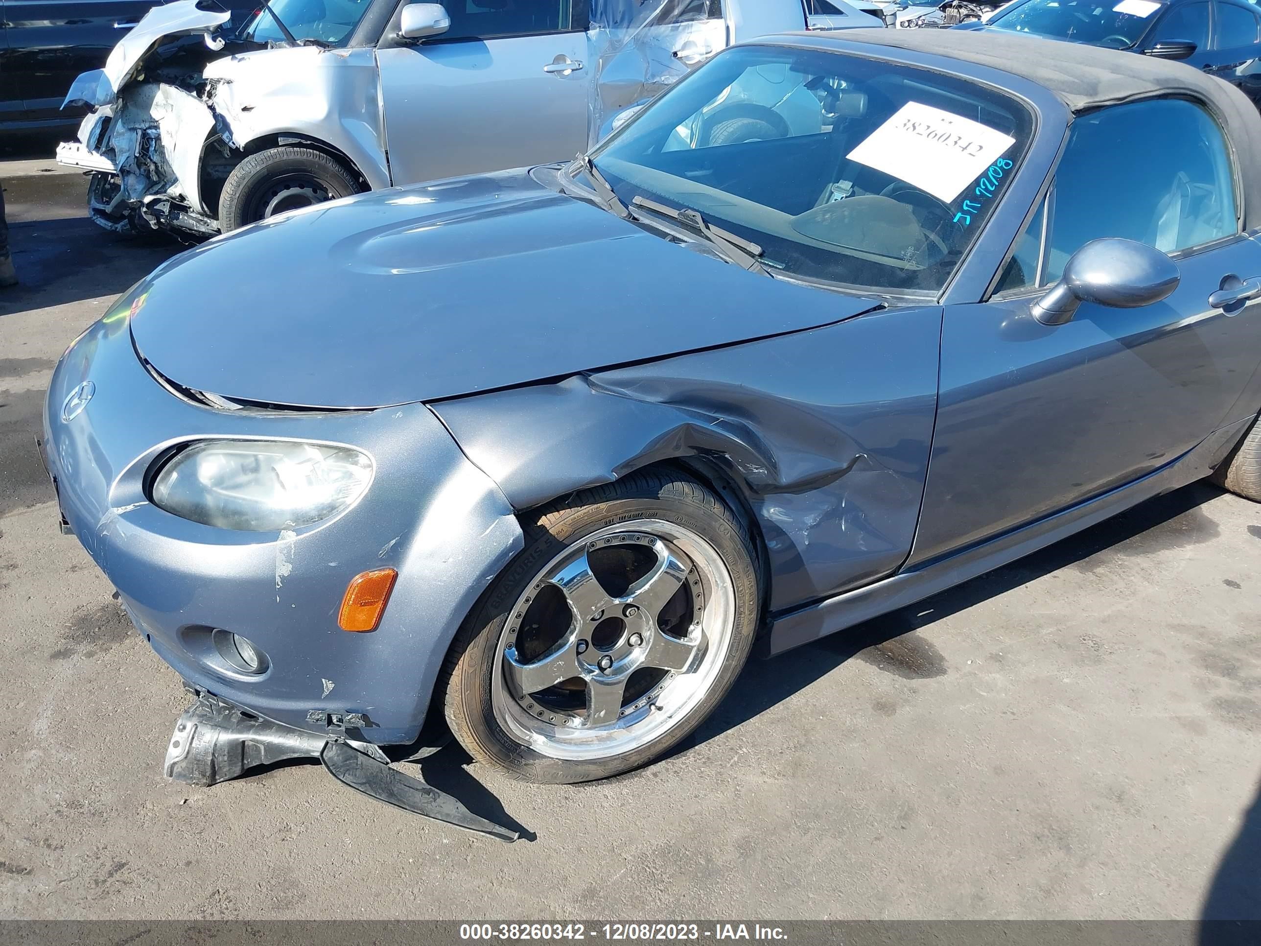 Photo 5 VIN: JM1NC25F980147449 - MAZDA MX-5 