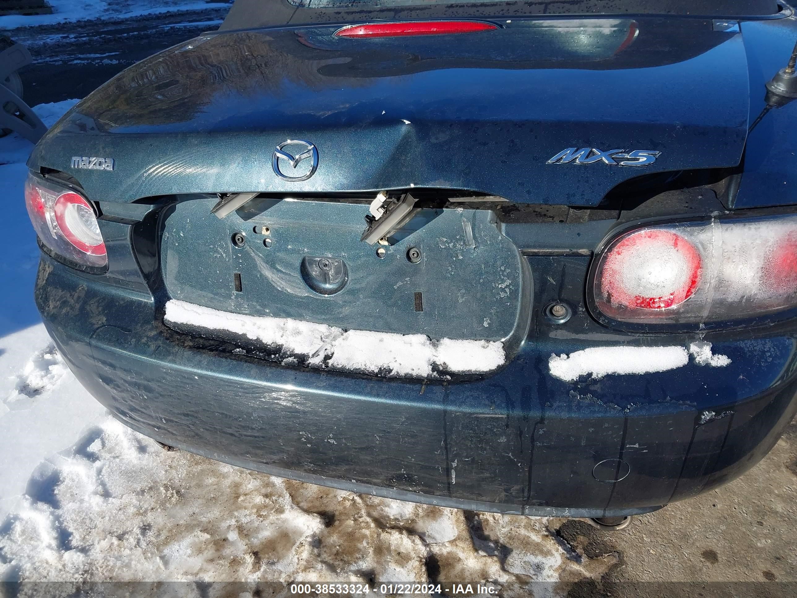 Photo 11 VIN: JM1NC25FX60115400 - MAZDA MX-5 