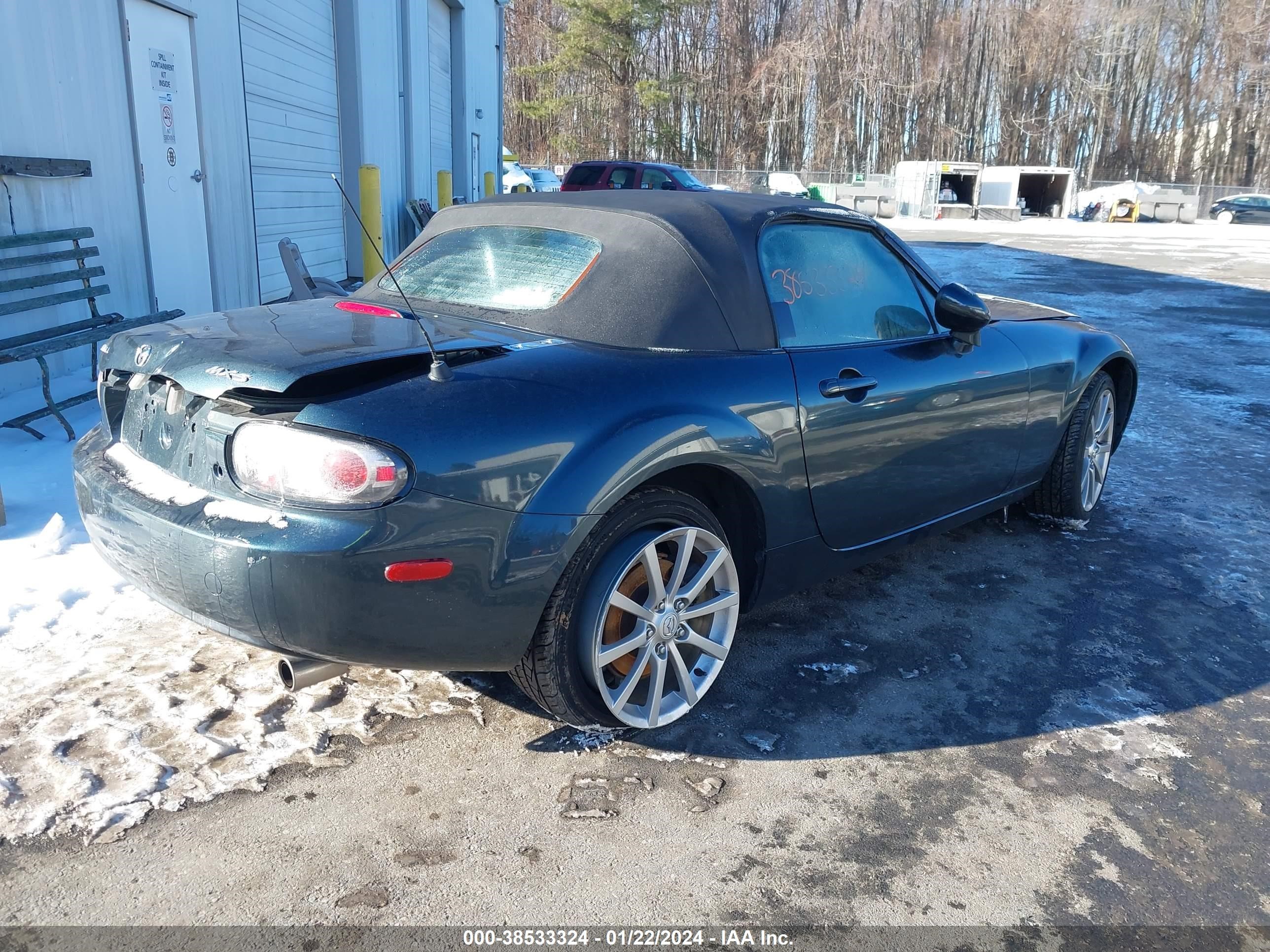 Photo 3 VIN: JM1NC25FX60115400 - MAZDA MX-5 