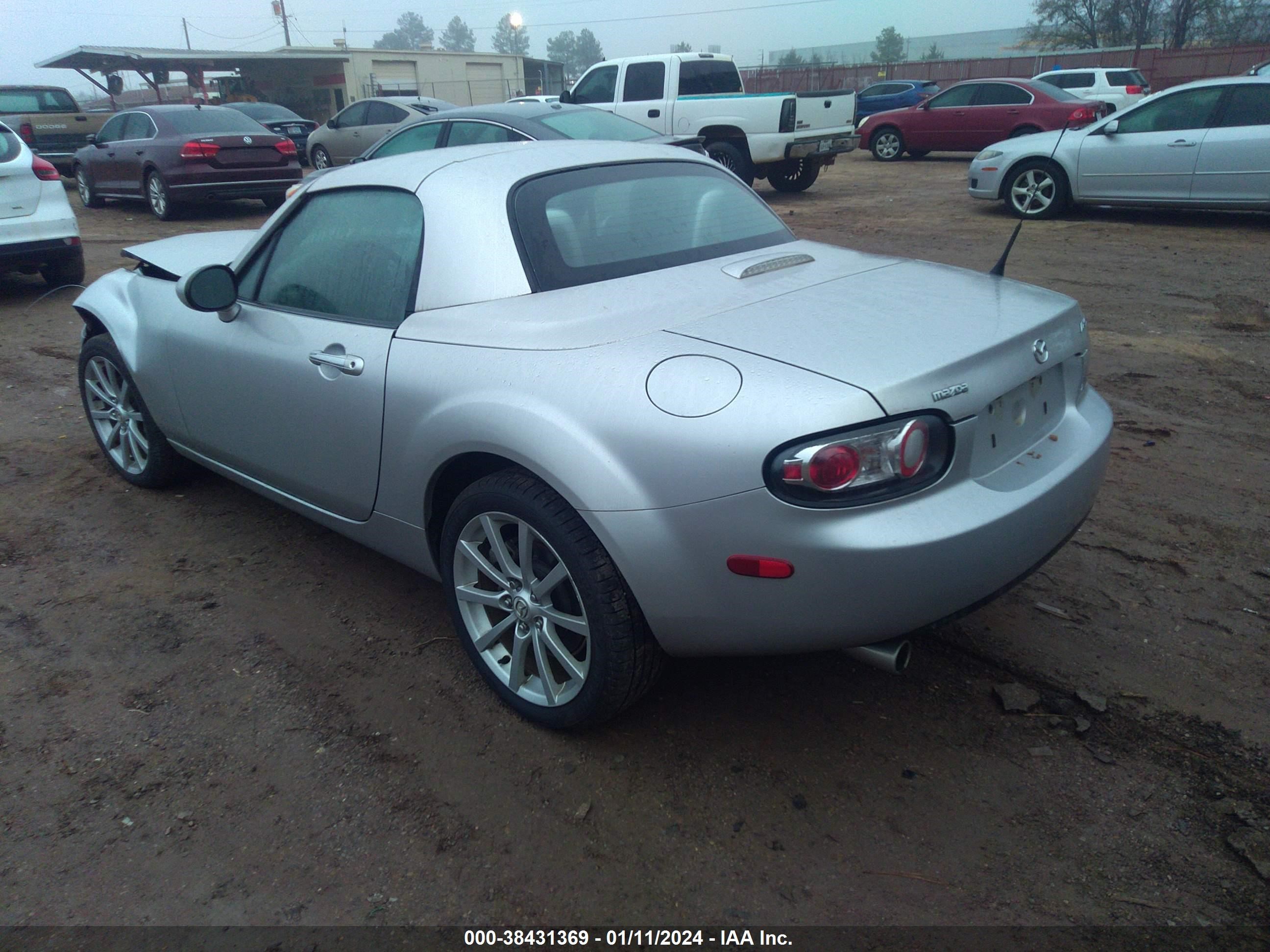 Photo 2 VIN: JM1NC26F270130702 - MAZDA MX-5 