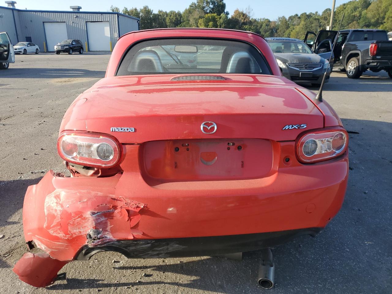 Photo 5 VIN: JM1NC26F290204431 - MAZDA MX-5 