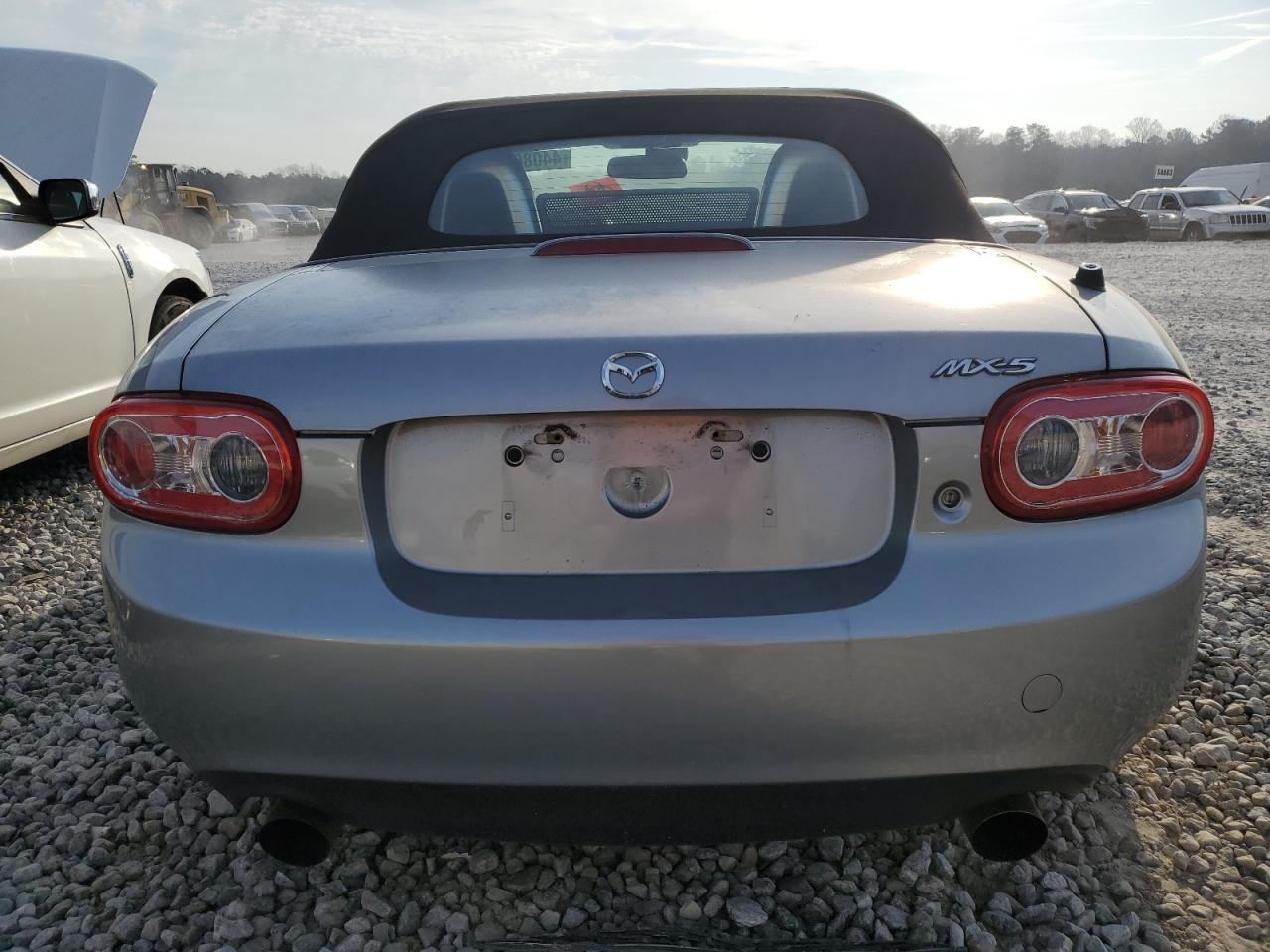 Photo 5 VIN: JM1NC2EF3A0206288 - MAZDA MX-5 