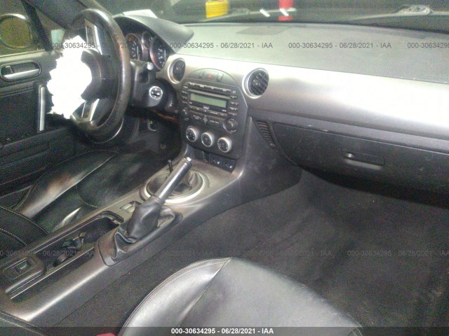 Photo 4 VIN: JM1NC2FF0A0205565 - MAZDA MX-5 MIATA 