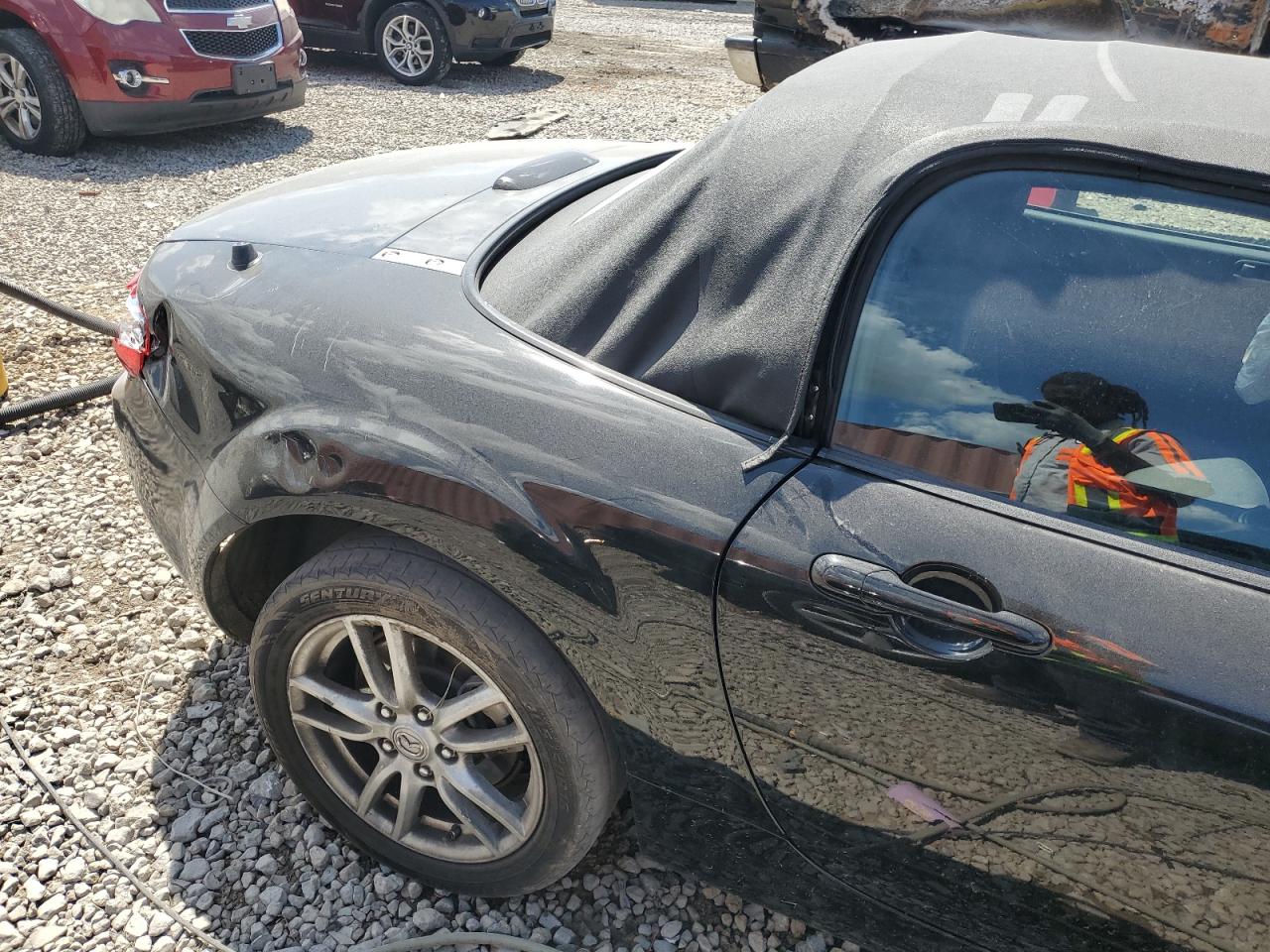 Photo 9 VIN: JM1NC2JF1C0221140 - MAZDA MX-5 