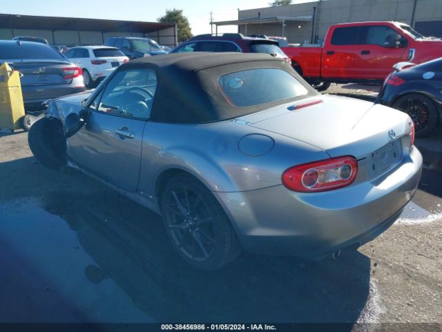 Photo 2 VIN: JM1NC2LF1D0231505 - MAZDA MX-5 MIATA 