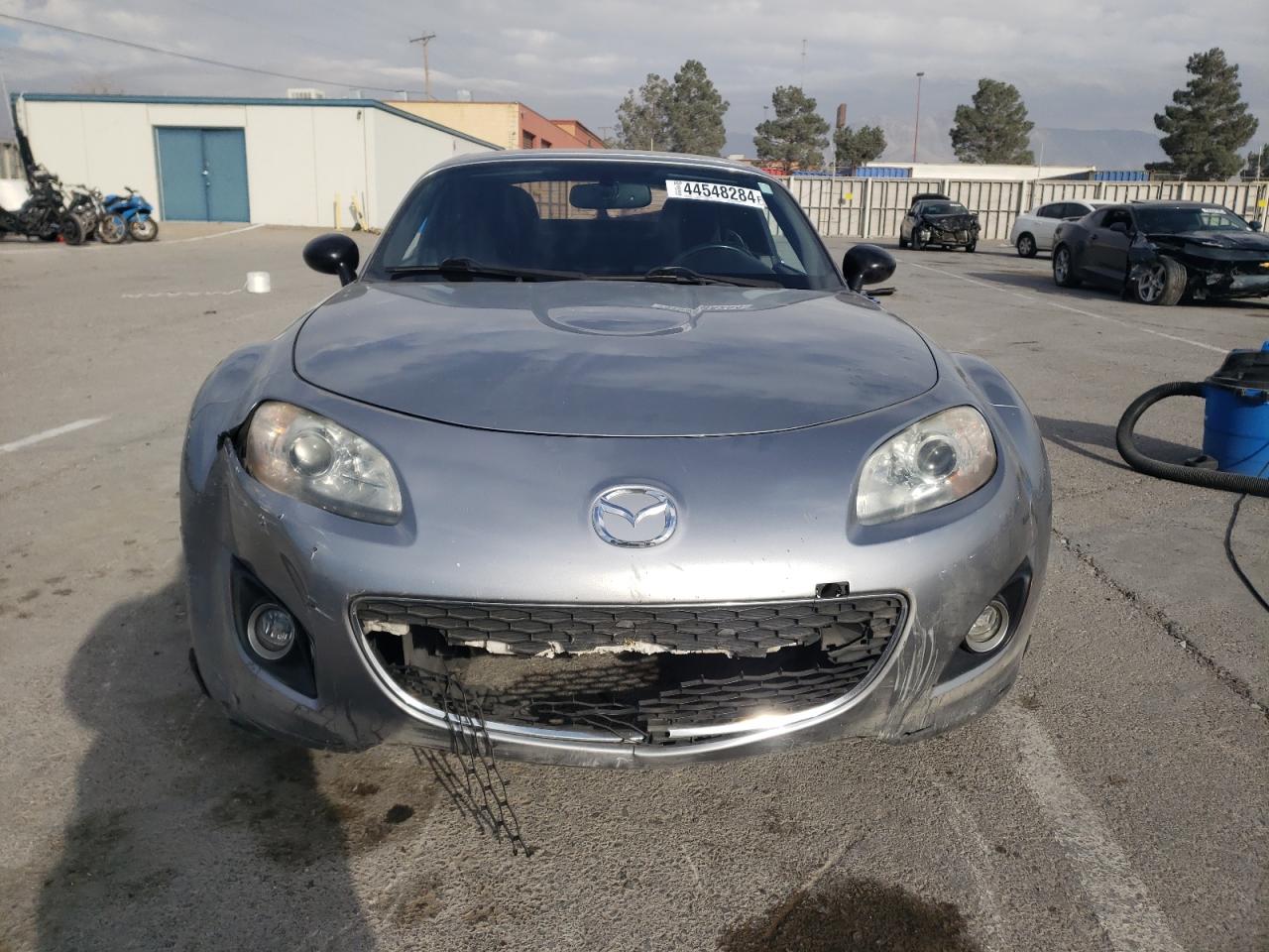 Photo 4 VIN: JM1NC2MF1B0216112 - MAZDA MX-5 