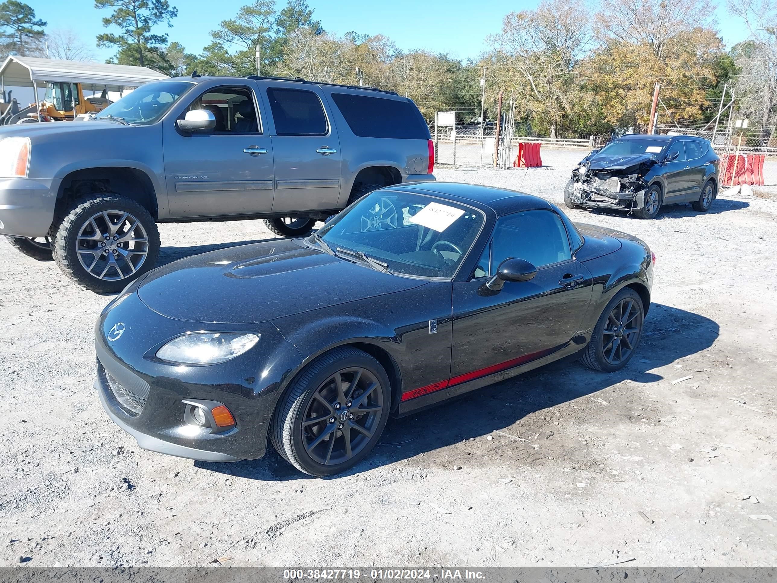 Photo 1 VIN: JM1NC2MF2D0233066 - MAZDA MX-5 