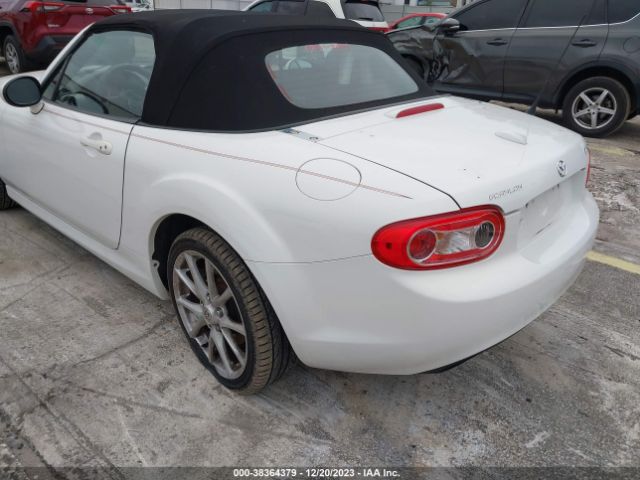 Photo 5 VIN: JM1NC2NF4C0226746 - MAZDA MX-5 MIATA 