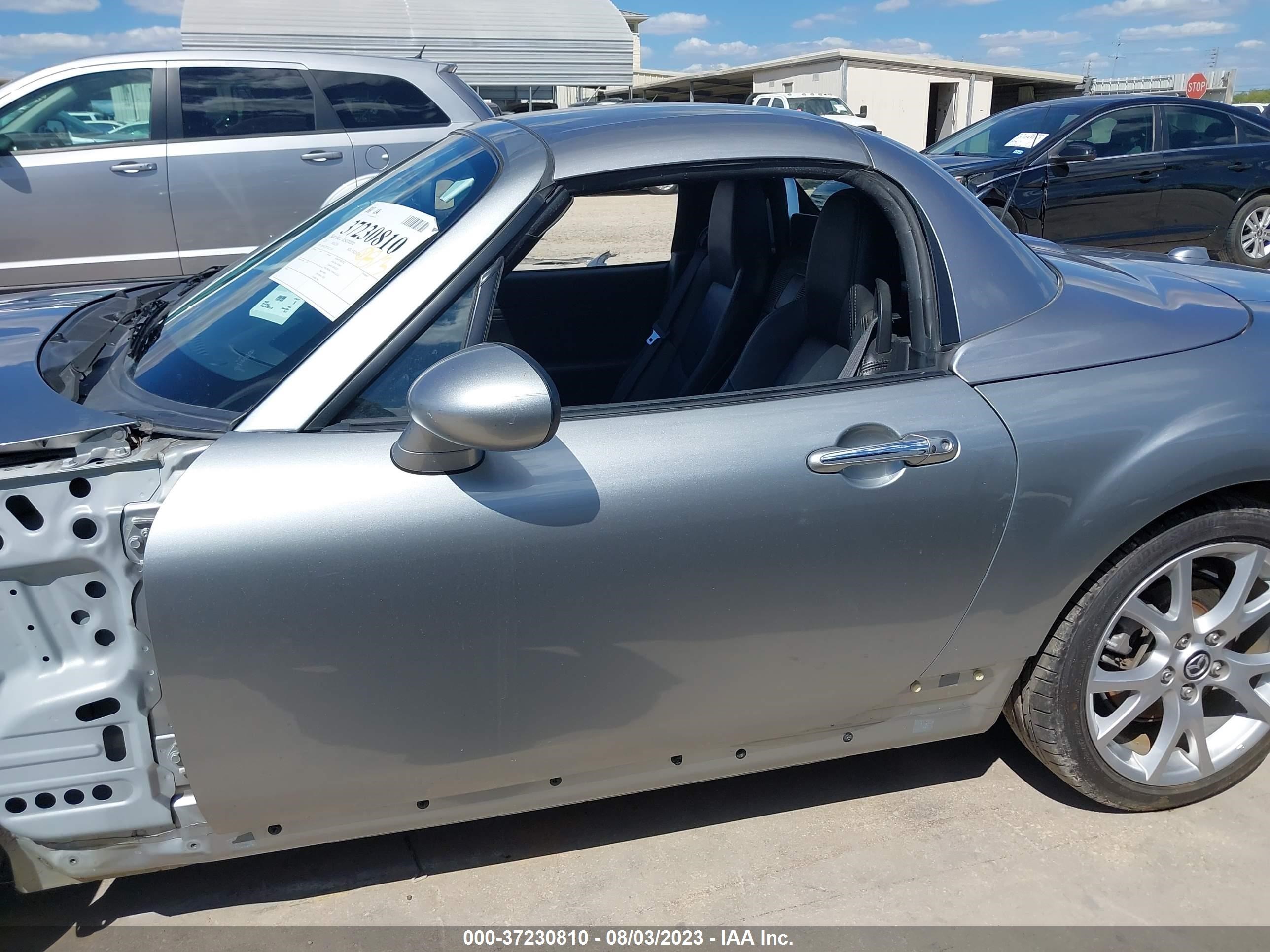 Photo 14 VIN: JM1NC2PF7D0233365 - MAZDA MX-5 