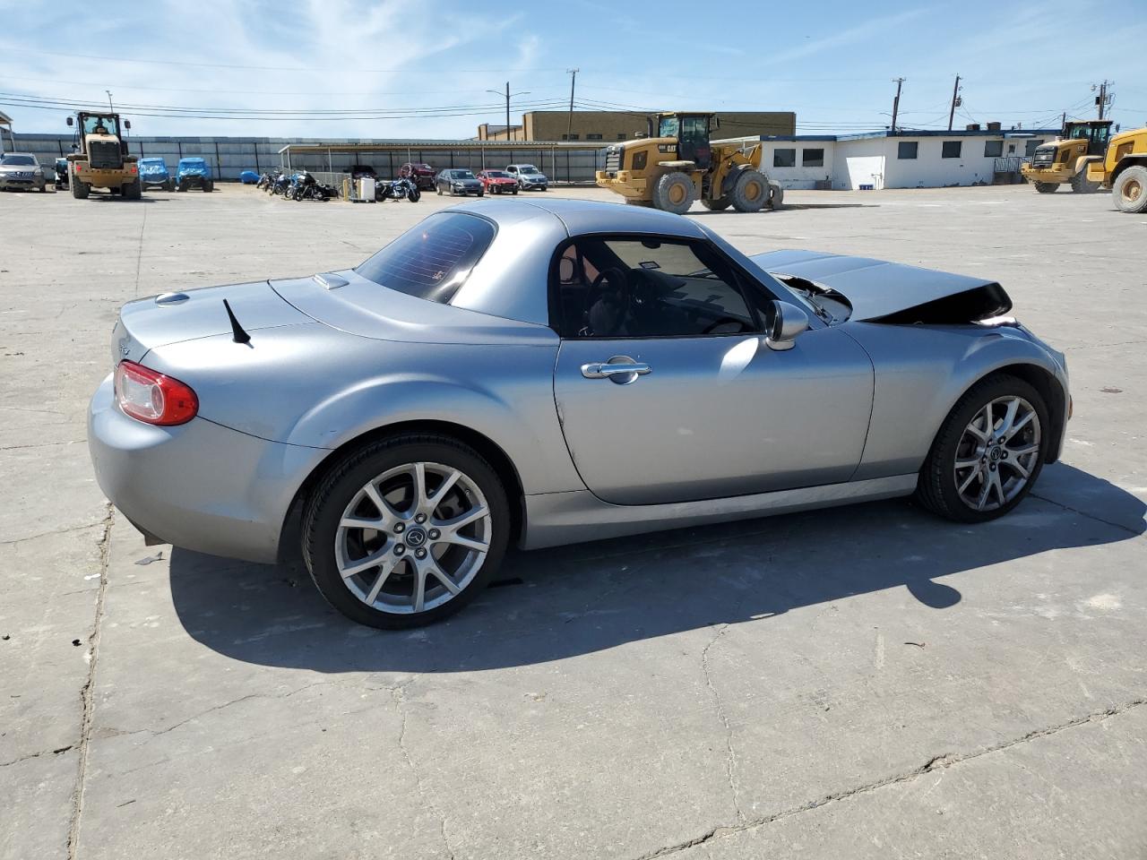 Photo 2 VIN: JM1NC2PF8E0235627 - MAZDA MX-5 