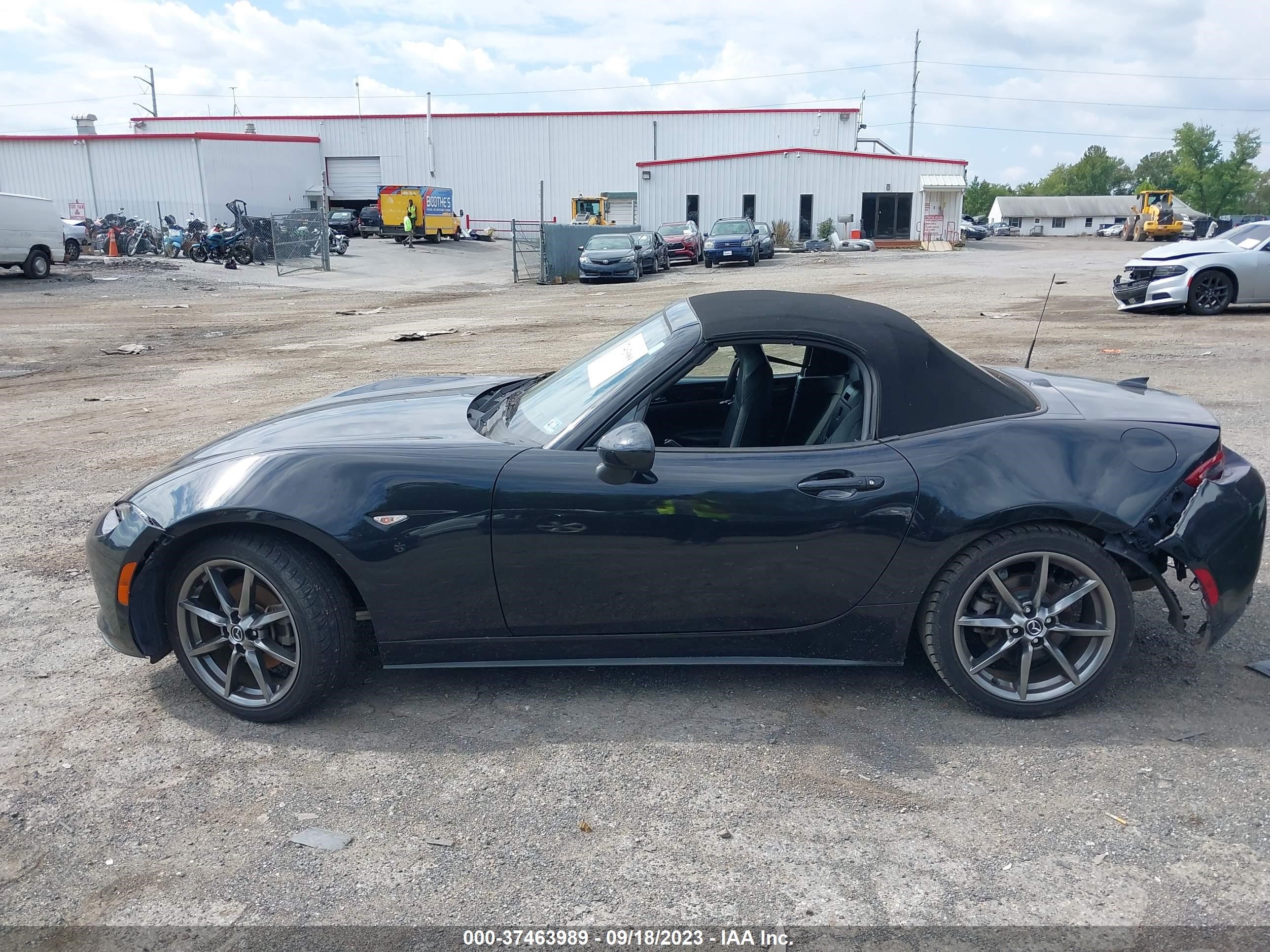 Photo 13 VIN: JM1NDAD72G0115796 - MAZDA MX-5 