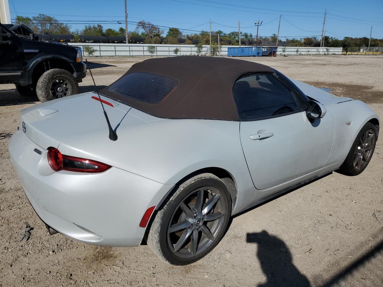 Photo 2 VIN: JM1NDAD7XK0306116 - MAZDA MX-5 