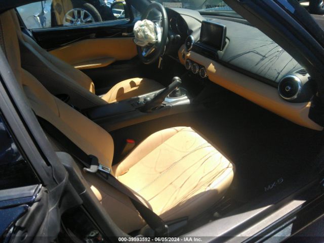 Photo 4 VIN: JM1NDAM7XH0105499 - MAZDA MX-5 