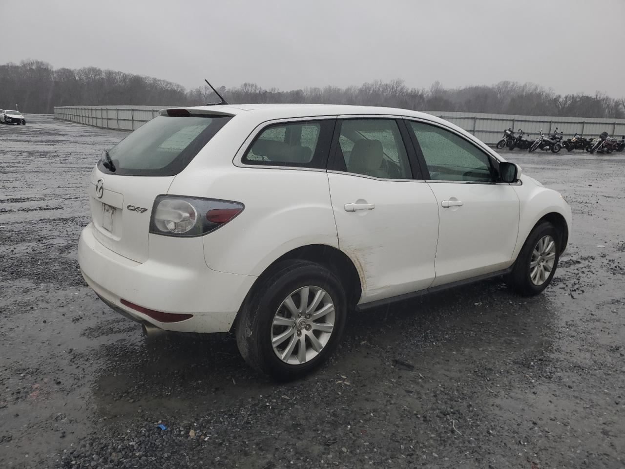 Photo 2 VIN: JM3ER2A57B0389960 - MAZDA CX-7 