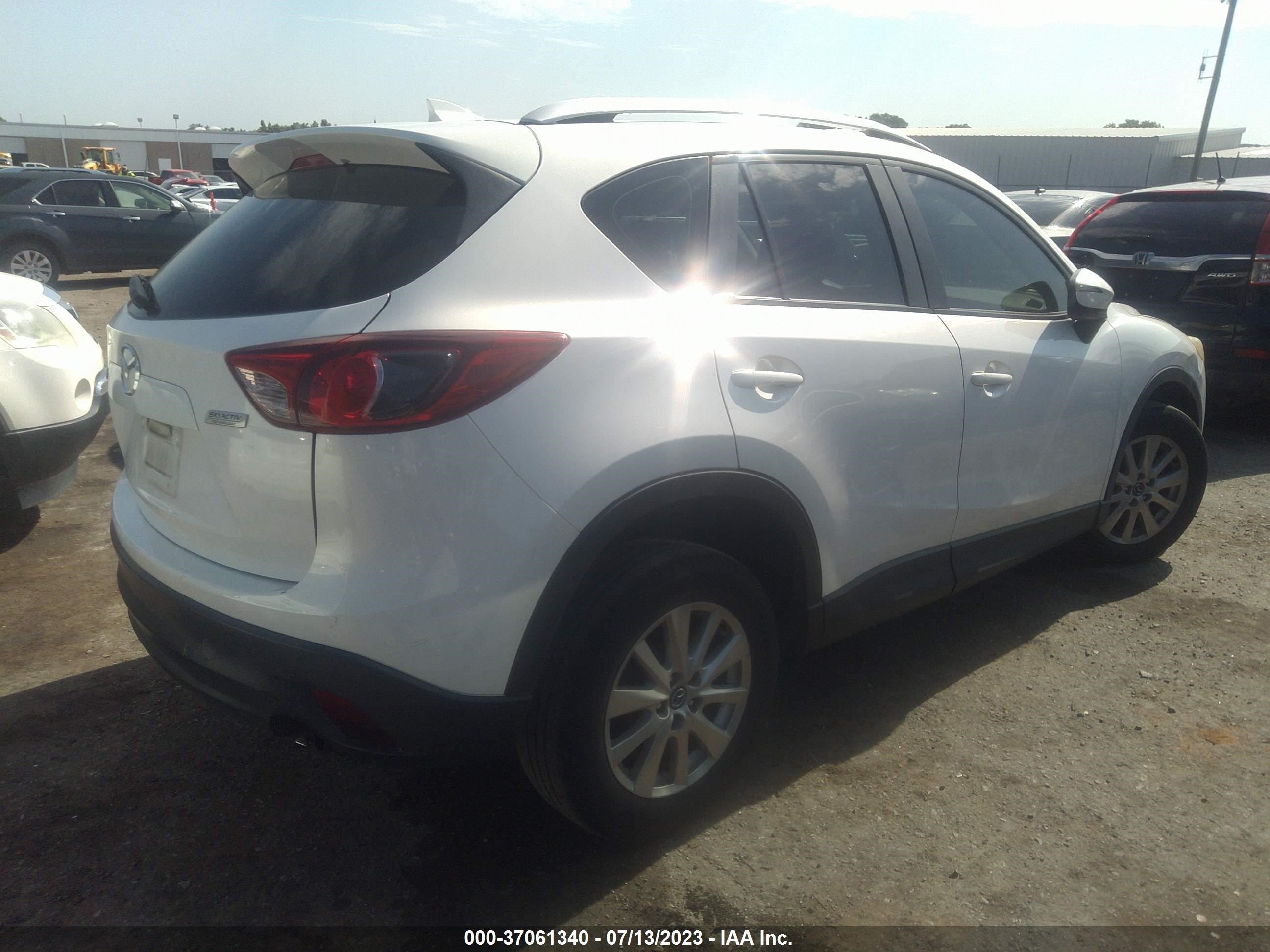 Photo 3 VIN: JM3KE2BY5G0665759 - MAZDA CX-5 