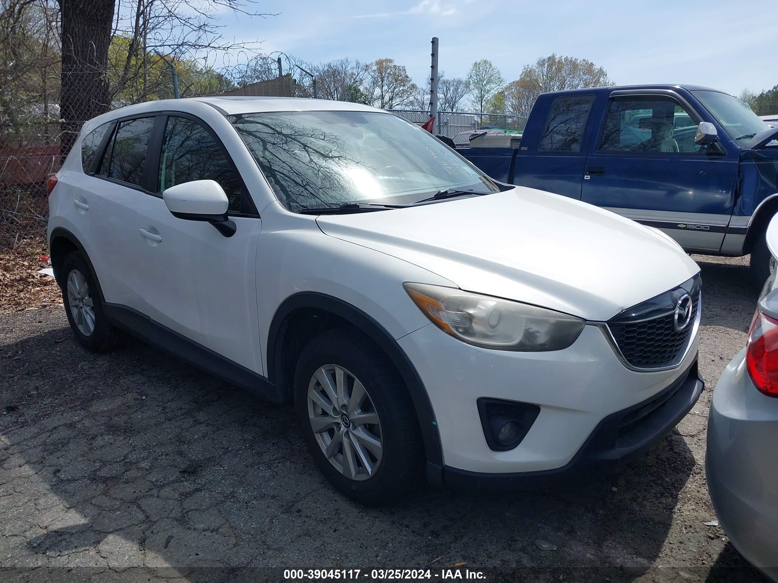 Photo 0 VIN: JM3KE2CE7D0117701 - MAZDA CX-5 