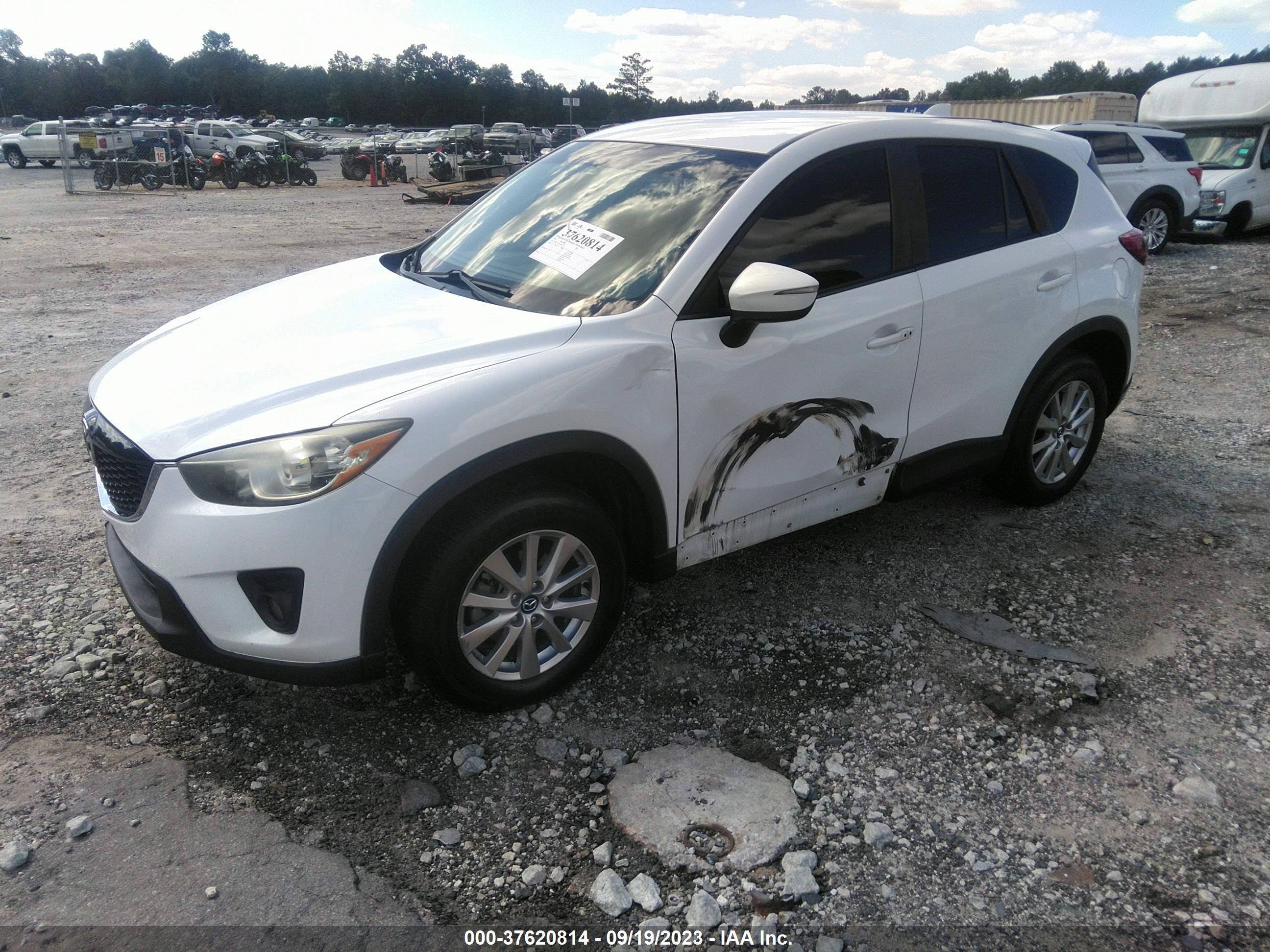 Photo 1 VIN: JM3KE2CY7F0520865 - MAZDA CX-5 