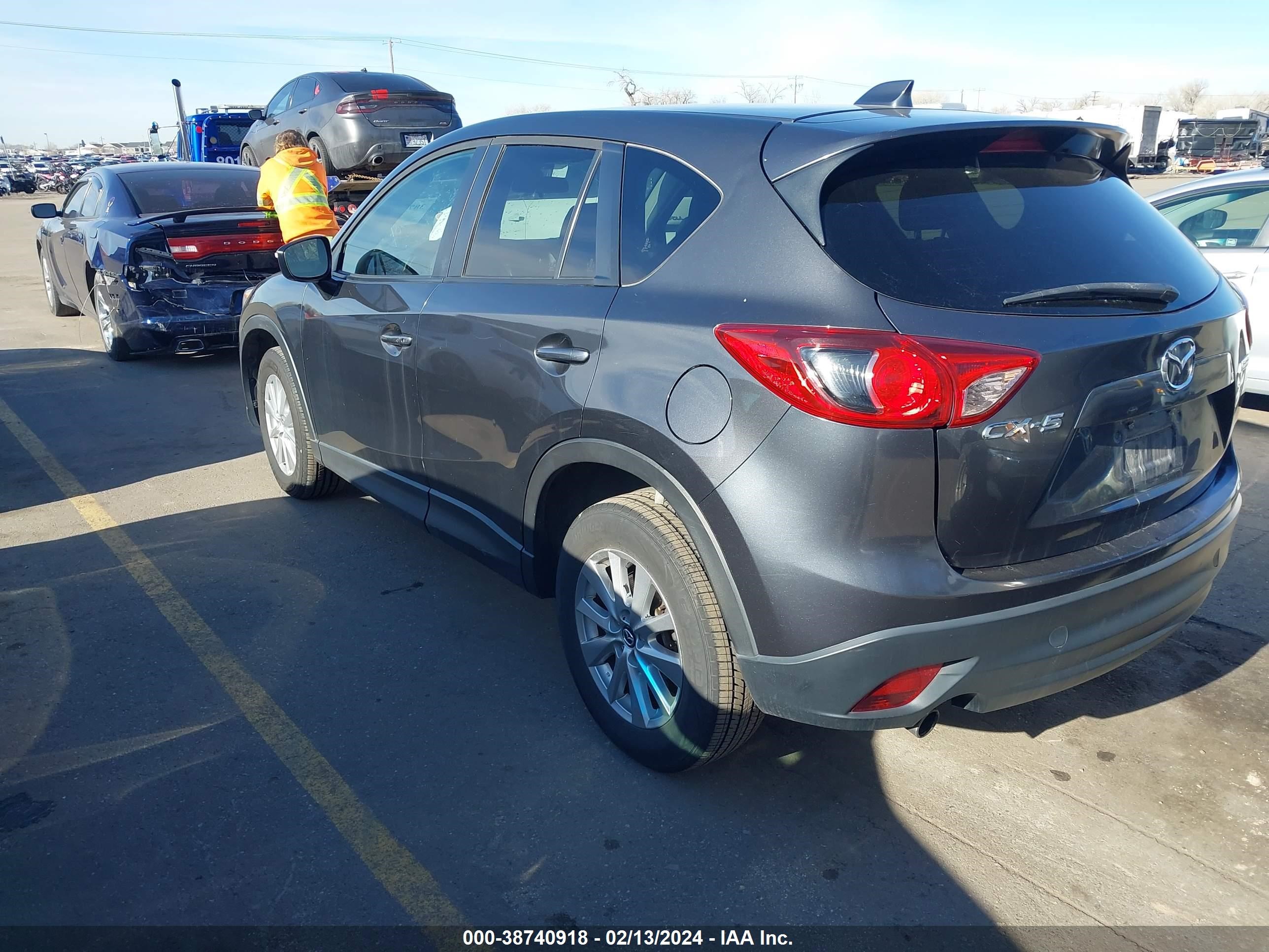 Photo 2 VIN: JM3KE2CY7F0526049 - MAZDA CX-5 