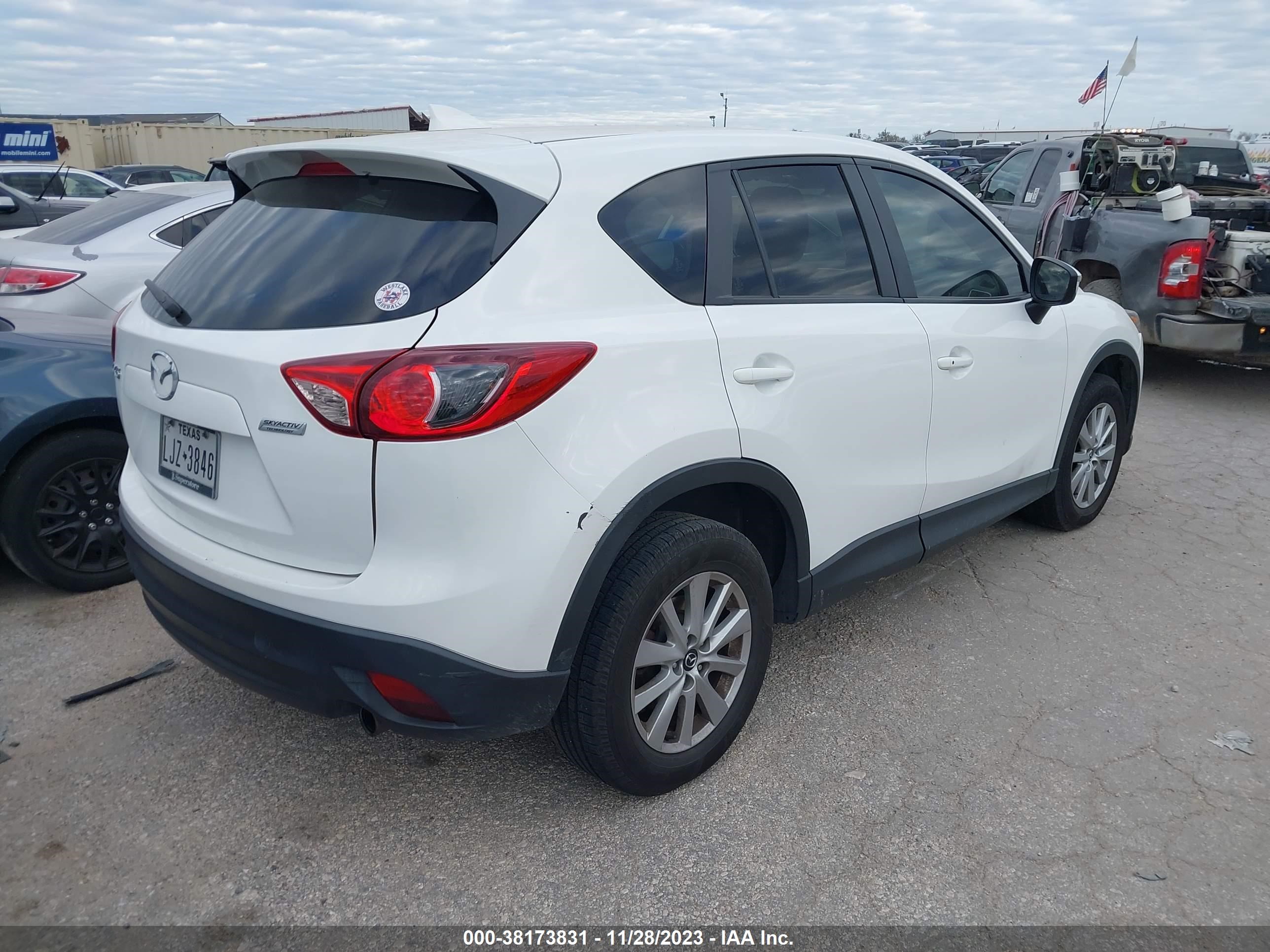 Photo 3 VIN: JM3KE2CY9G0913851 - MAZDA CX-5 