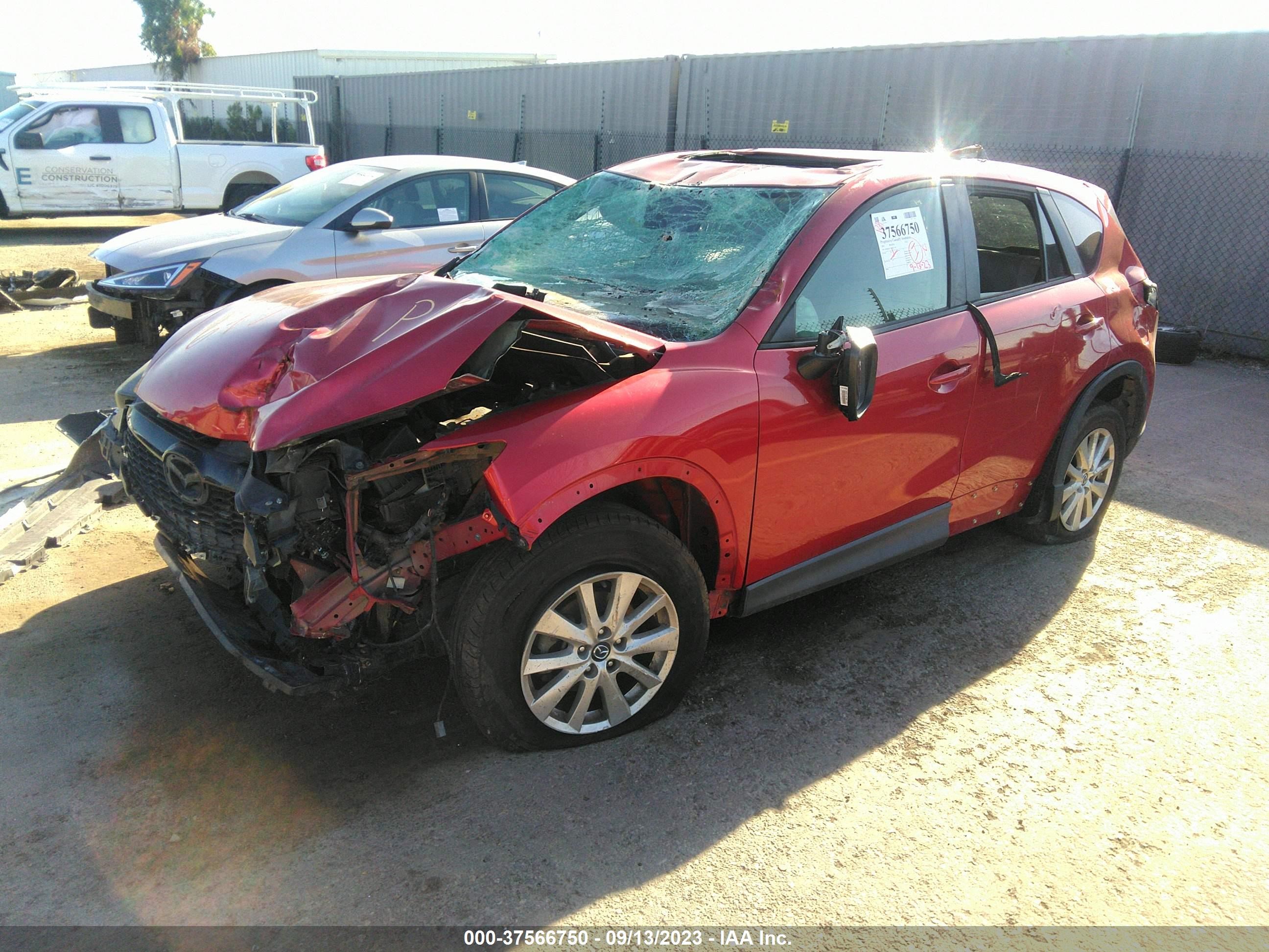 Photo 1 VIN: JM3KE2CYXF0441156 - MAZDA CX-5 