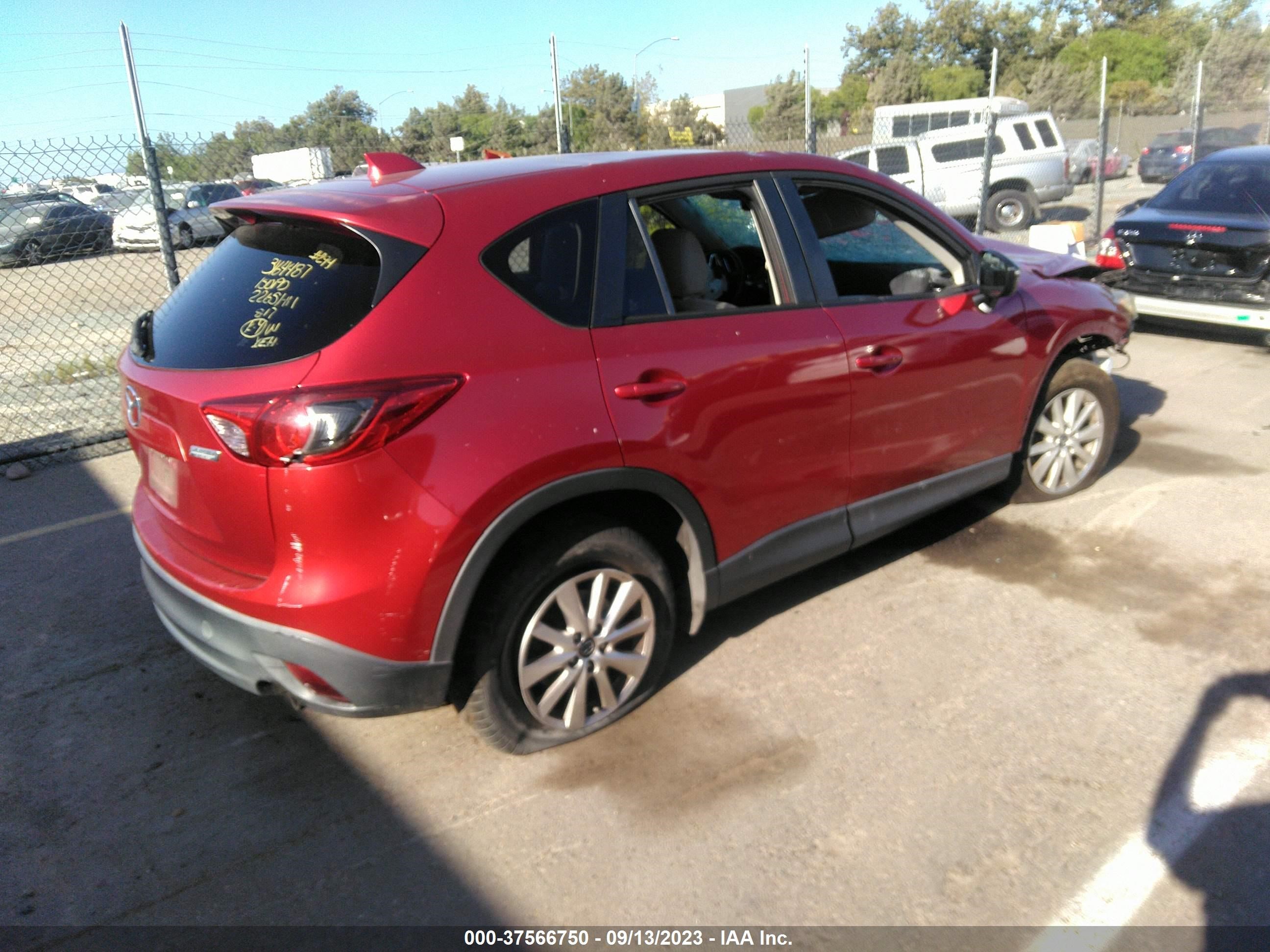 Photo 3 VIN: JM3KE2CYXF0441156 - MAZDA CX-5 