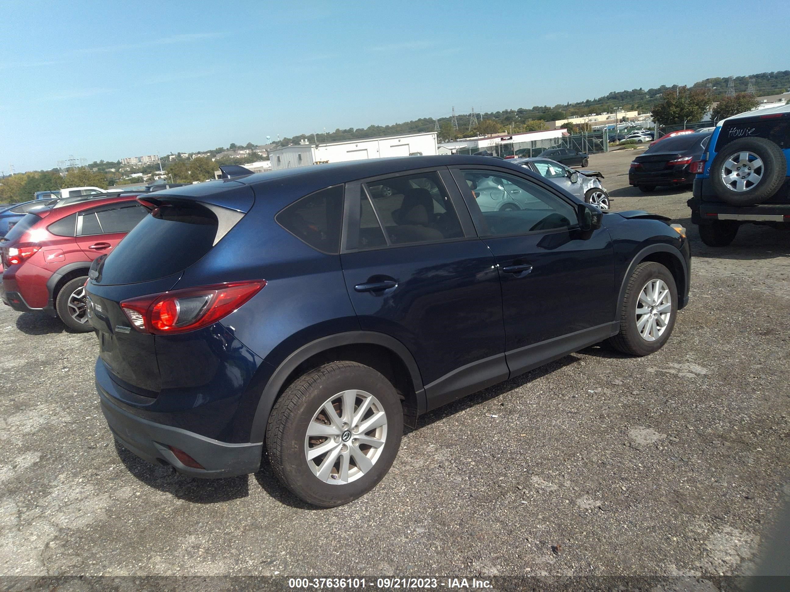 Photo 3 VIN: JM3KE4CE1D0151404 - MAZDA CX-5 