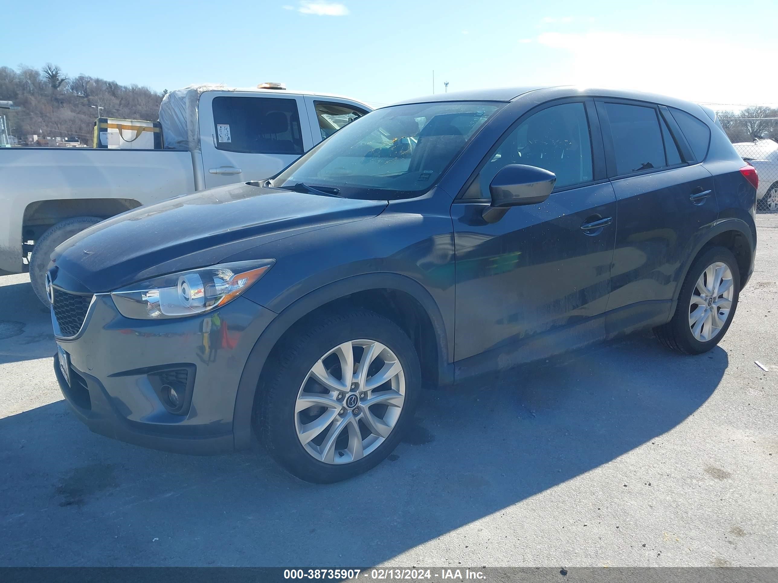 Photo 1 VIN: JM3KE4DE4D0137091 - MAZDA CX-5 