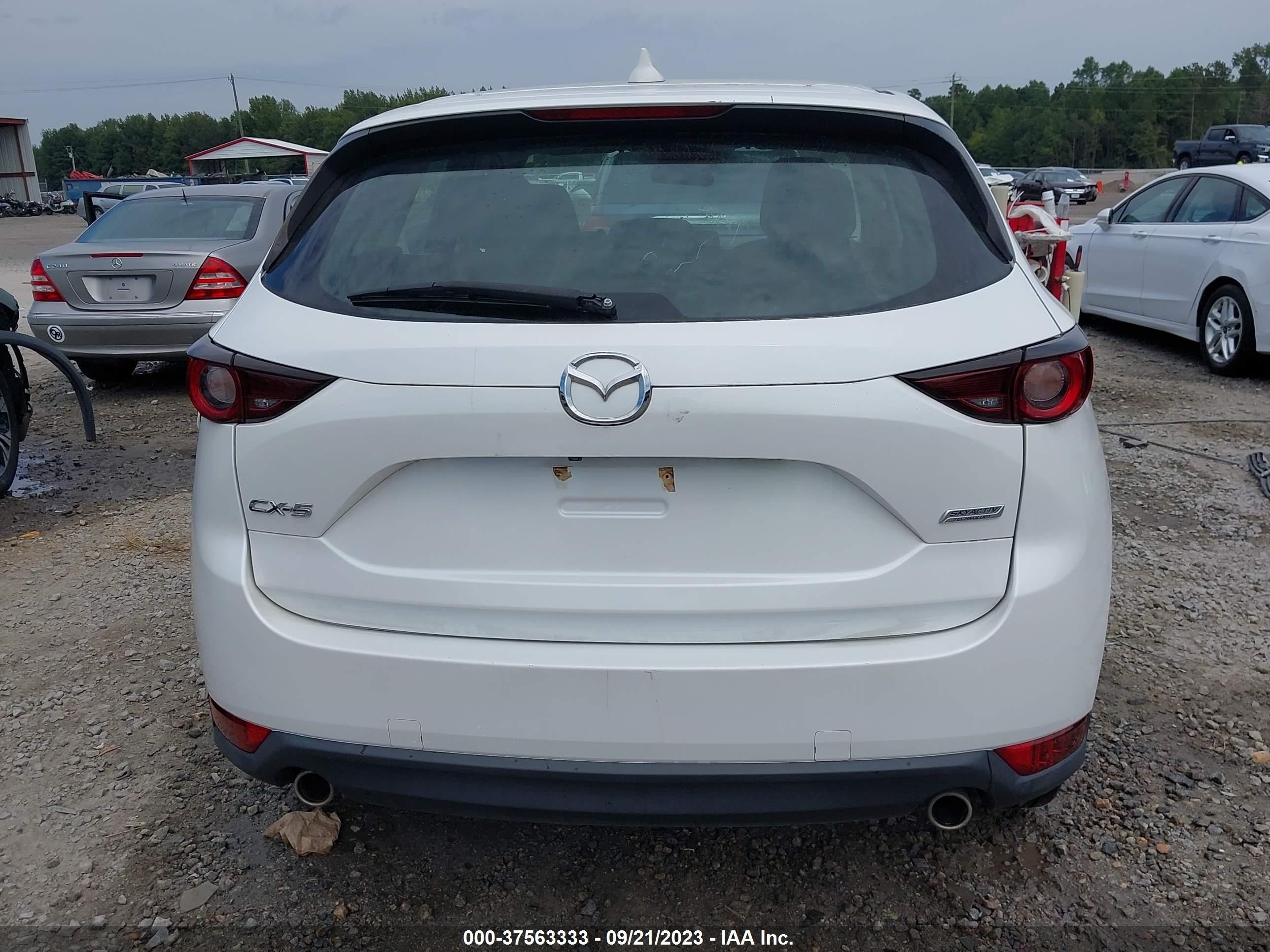 Photo 16 VIN: JM3KFABM9J1331921 - MAZDA CX-5 