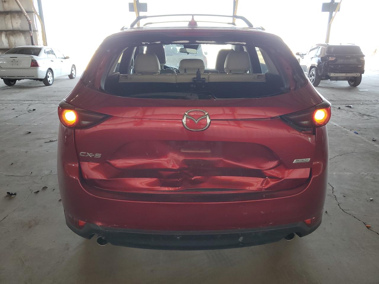 Photo 5 VIN: JM3KFACM2J0462936 - MAZDA CX-5 