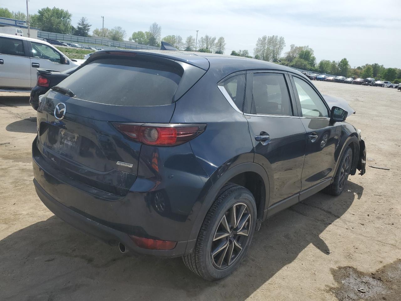 Photo 2 VIN: JM3KFACM2J1344735 - MAZDA CX-5 