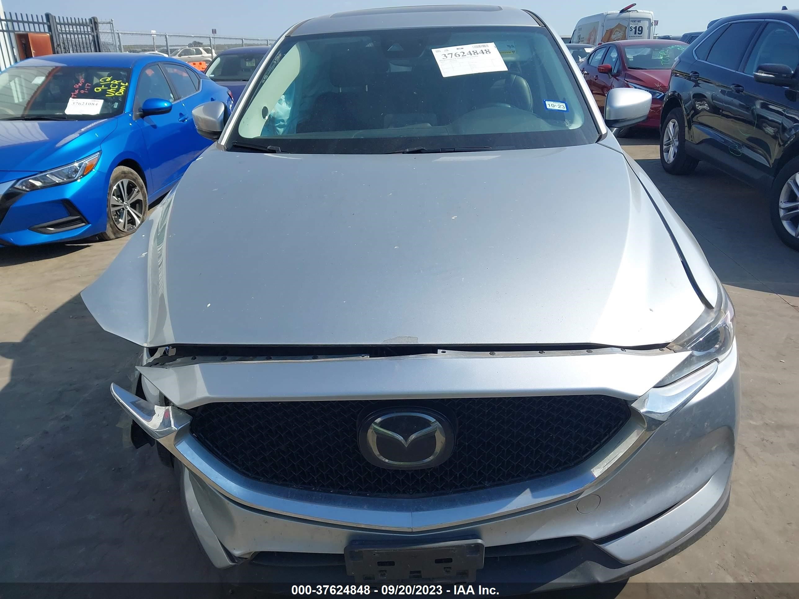 Photo 11 VIN: JM3KFACM3J1426831 - MAZDA CX-5 