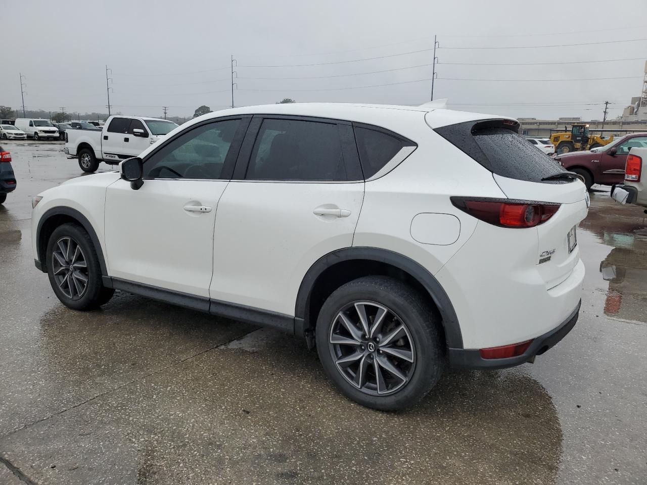 Photo 1 VIN: JM3KFACM4J1383360 - MAZDA CX-5 