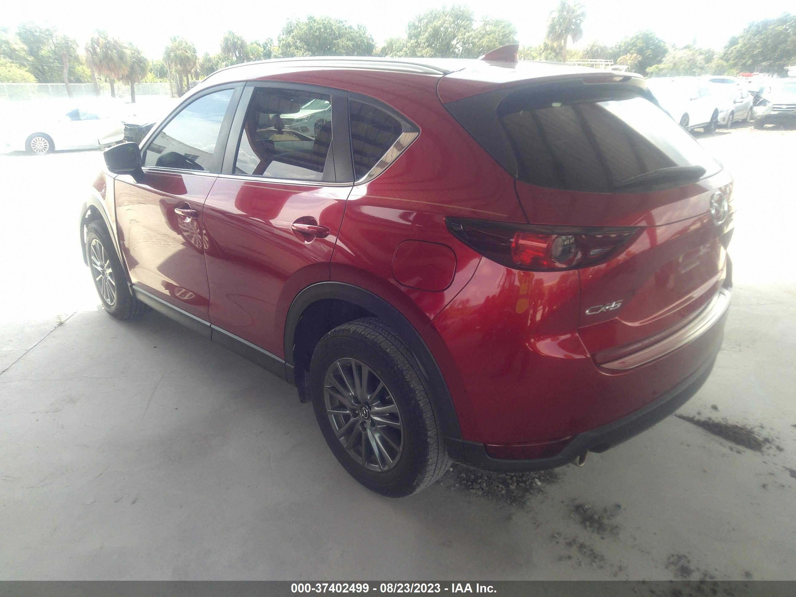 Photo 2 VIN: JM3KFACM4K1661529 - MAZDA CX-5 