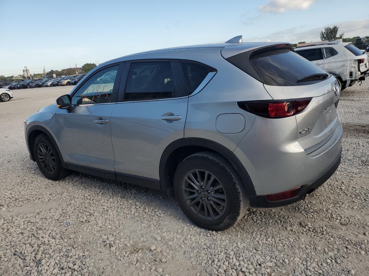 Photo 1 VIN: JM3KFACM4M0320317 - MAZDA CX-5 