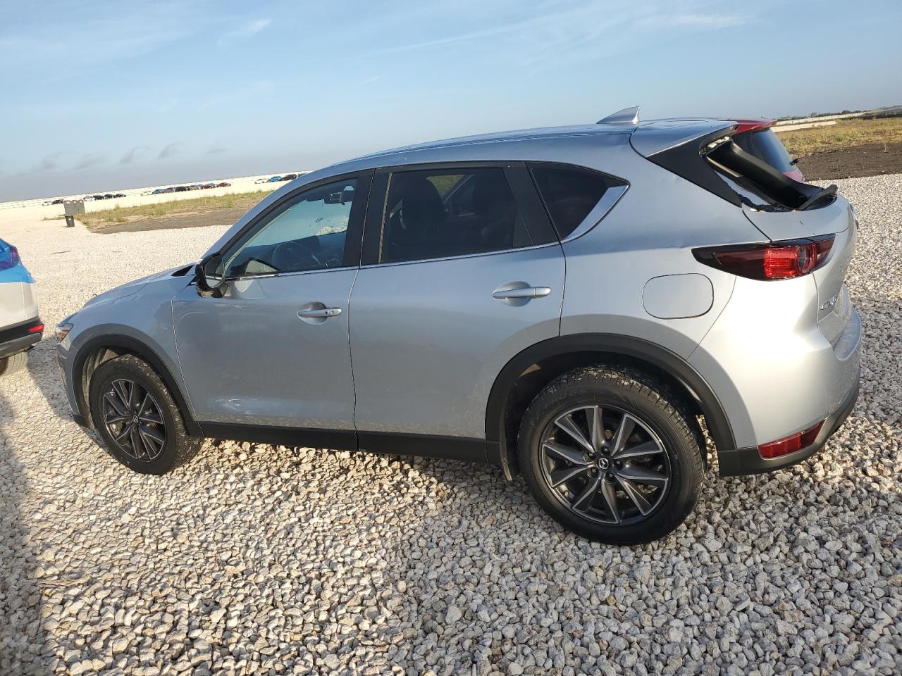 Photo 1 VIN: JM3KFACM7J0338466 - MAZDA CX-5 