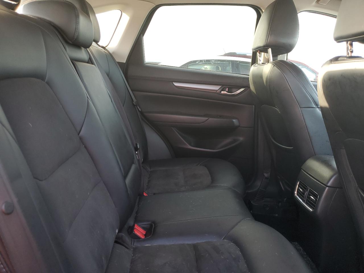 Photo 10 VIN: JM3KFACM7J0338466 - MAZDA CX-5 