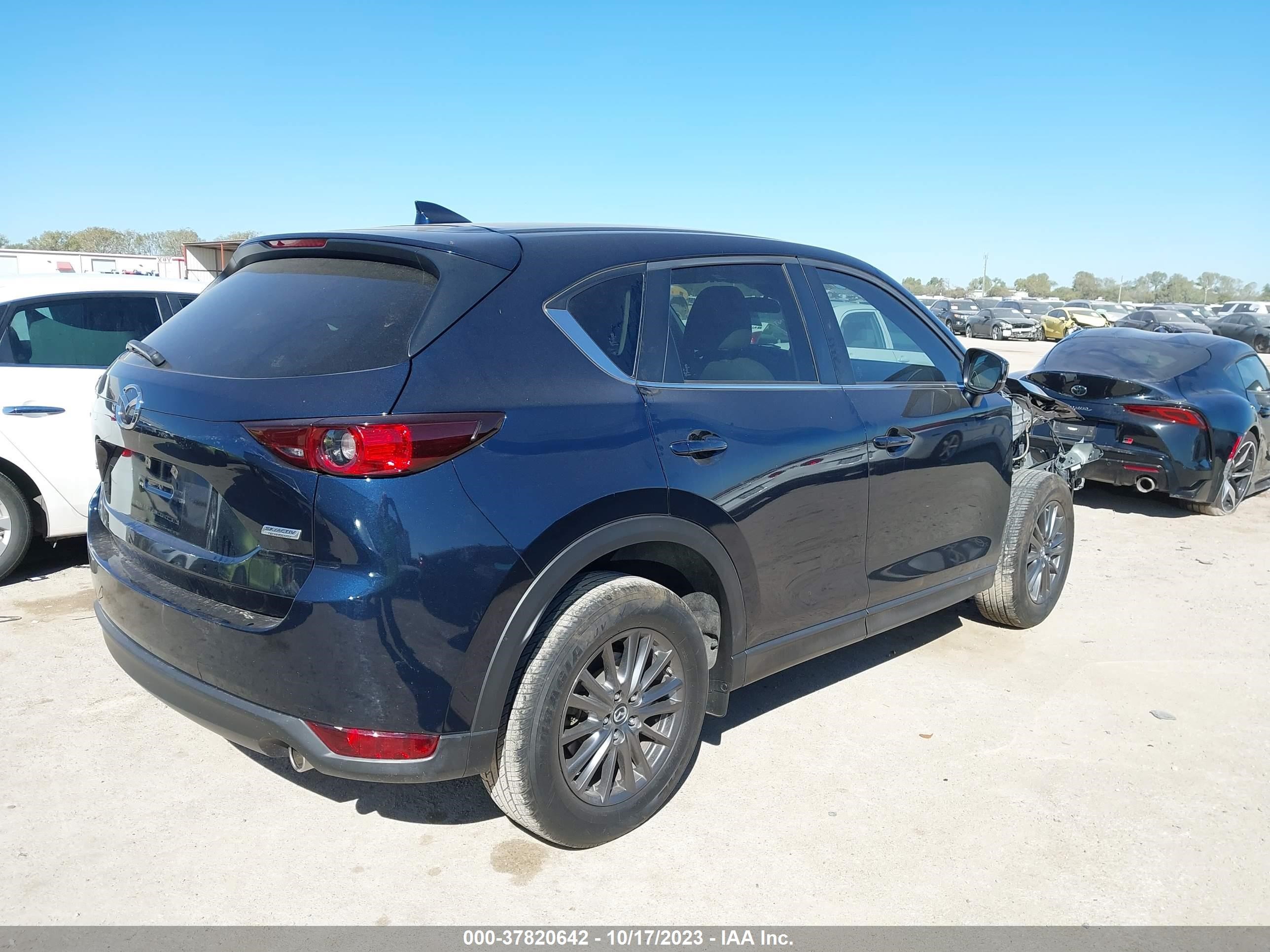 Photo 3 VIN: JM3KFACM7K1533995 - MAZDA CX-5 