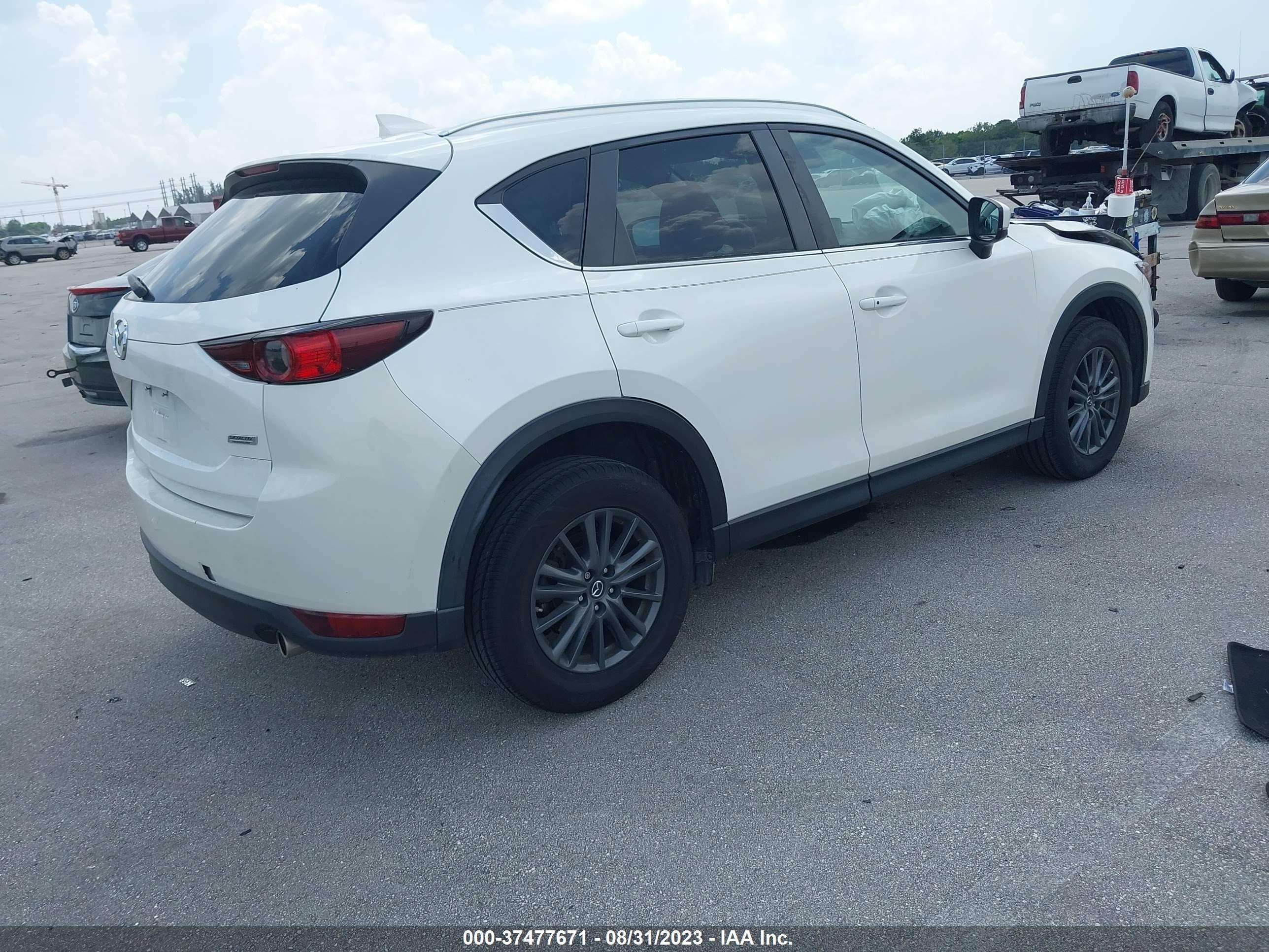 Photo 3 VIN: JM3KFACM7K1648953 - MAZDA CX-5 