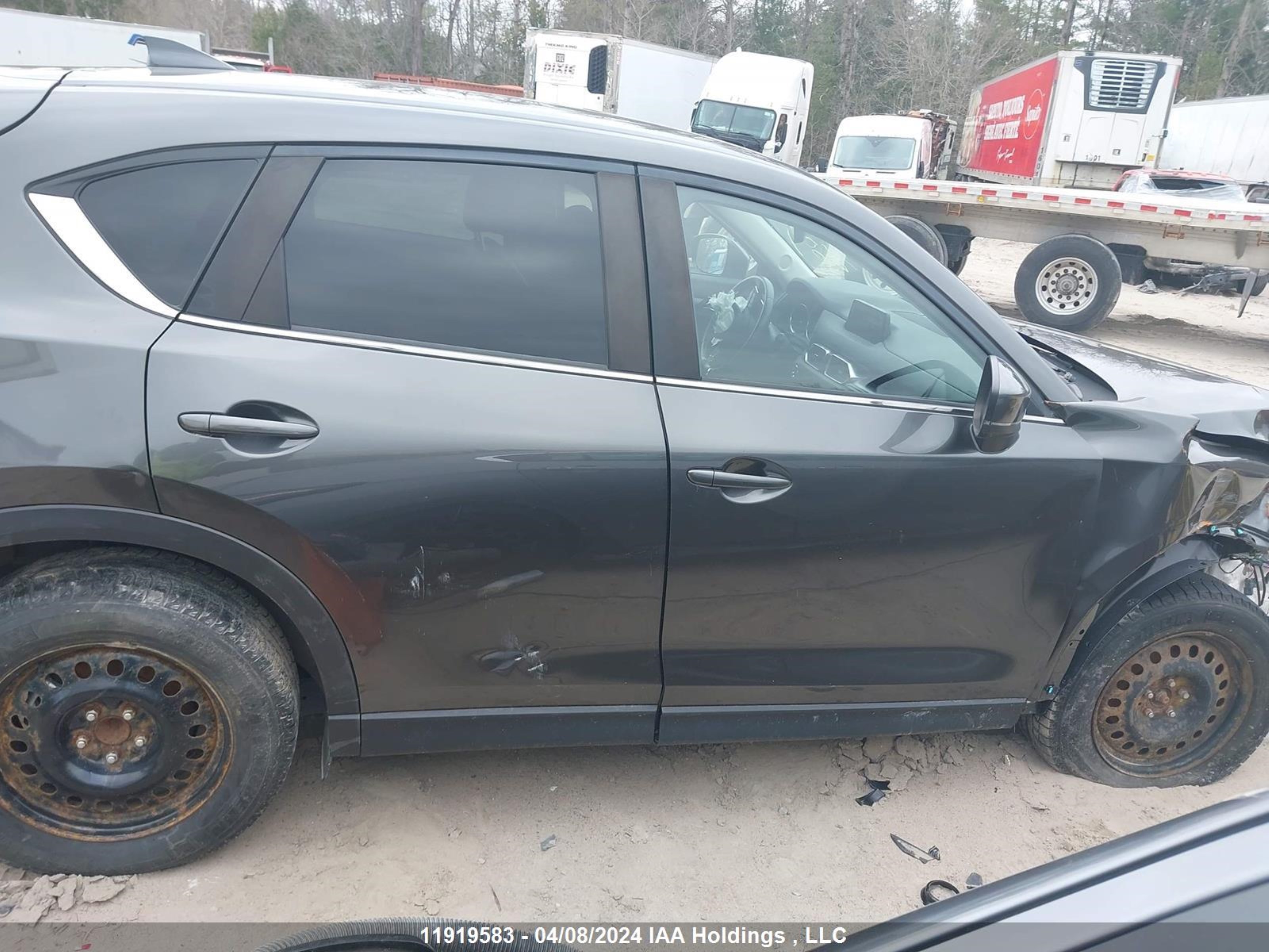 Photo 12 VIN: JM3KFACM9J1353125 - MAZDA CX-5 