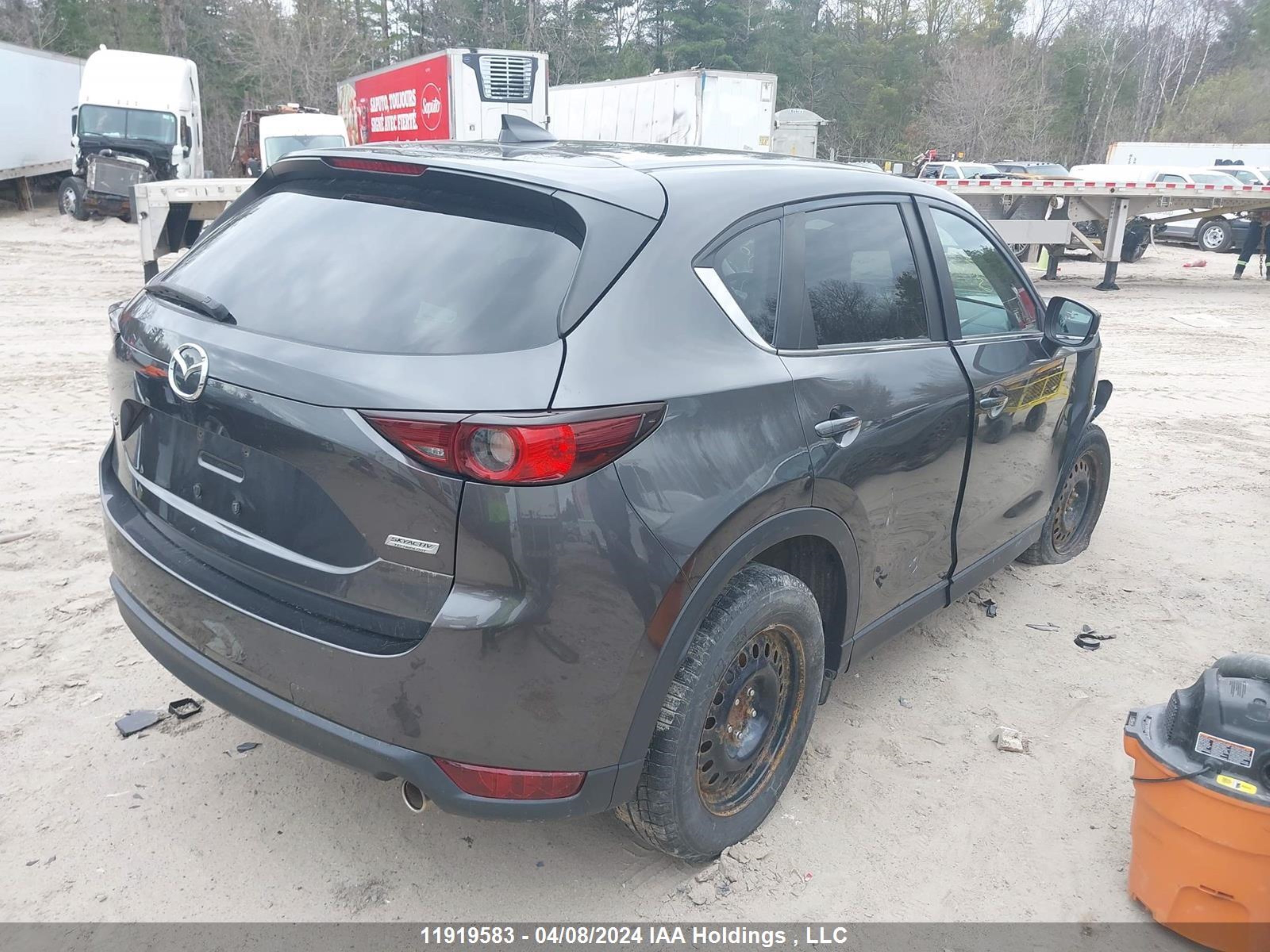 Photo 3 VIN: JM3KFACM9J1353125 - MAZDA CX-5 