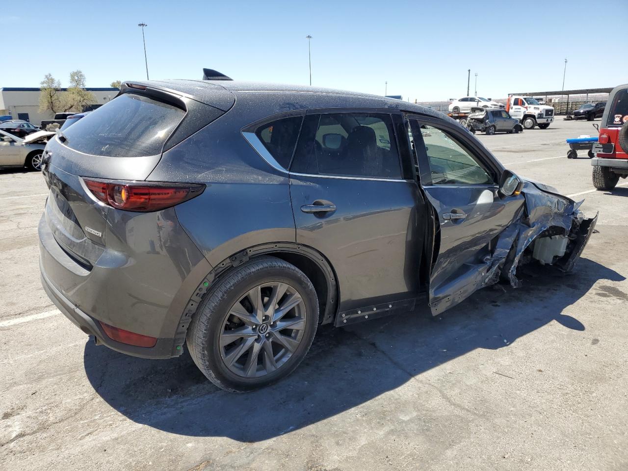 Photo 2 VIN: JM3KFADM0L1757318 - MAZDA CX-5 