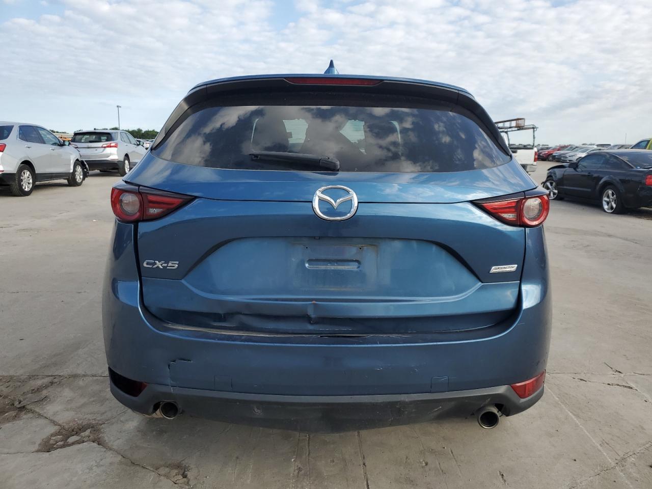 Photo 5 VIN: JM3KFADM4J0306394 - MAZDA CX-5 