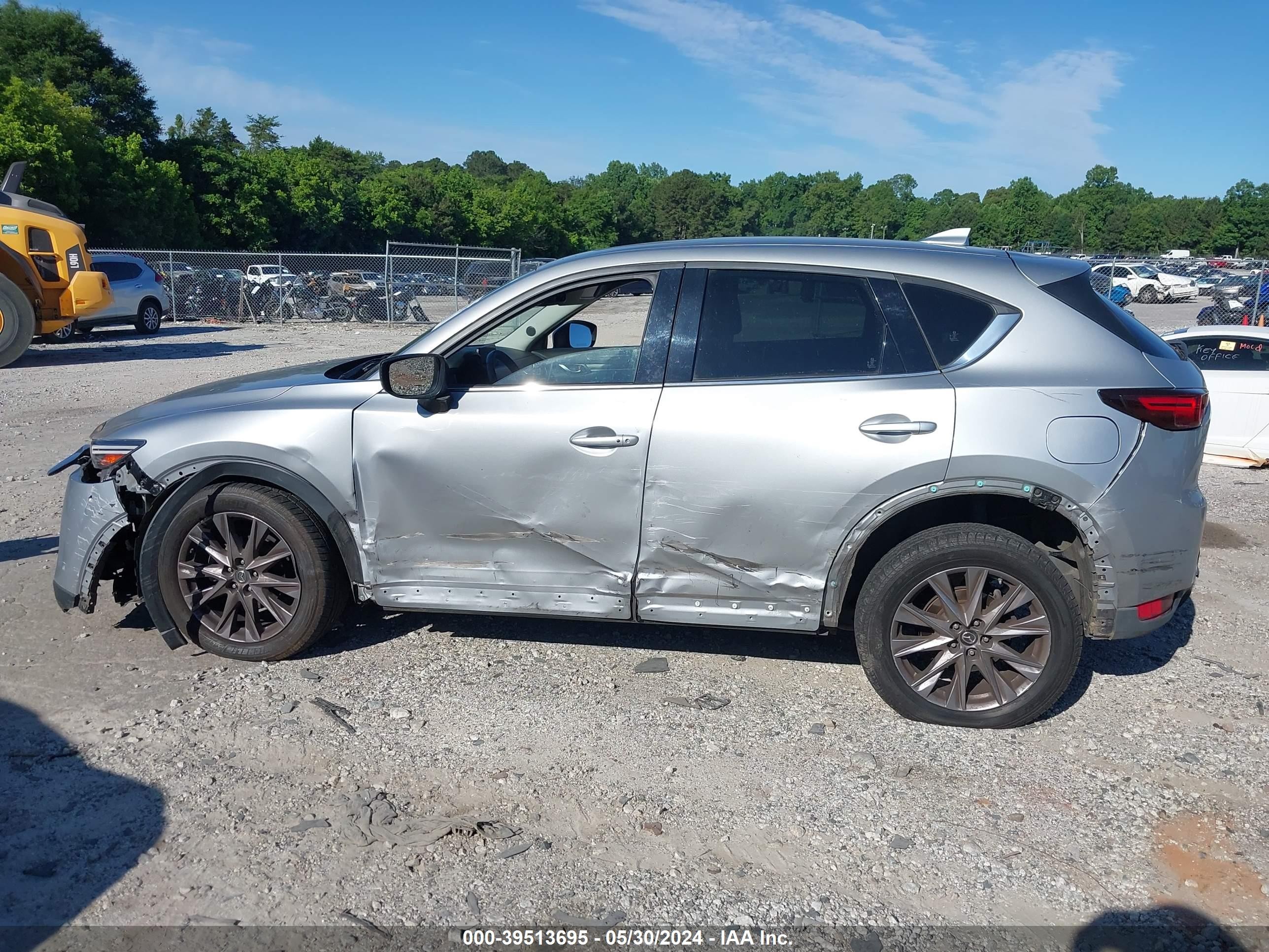 Photo 13 VIN: JM3KFADM7K1563478 - MAZDA CX-5 