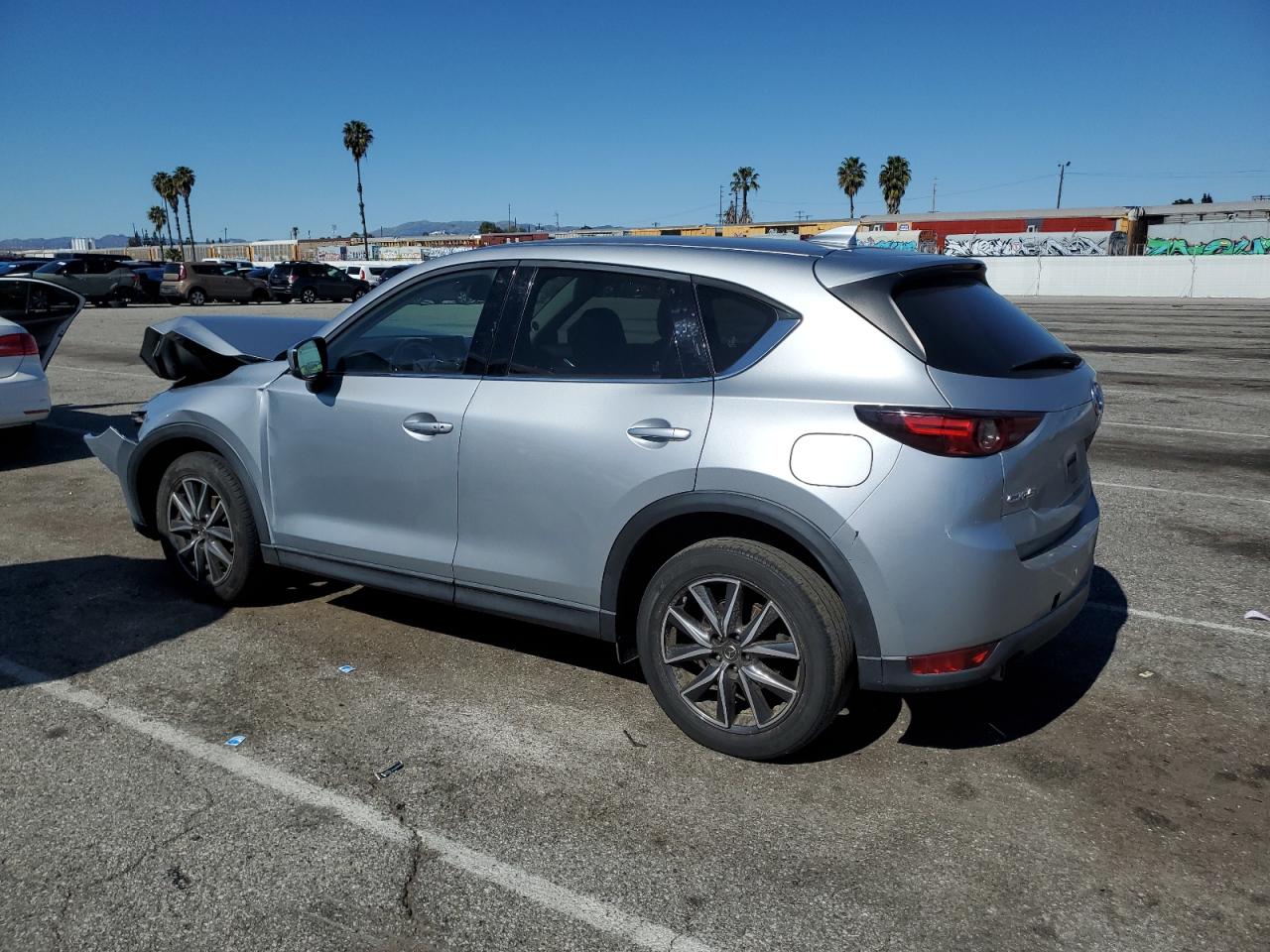 Photo 1 VIN: JM3KFADM9J0323918 - MAZDA CX-5 