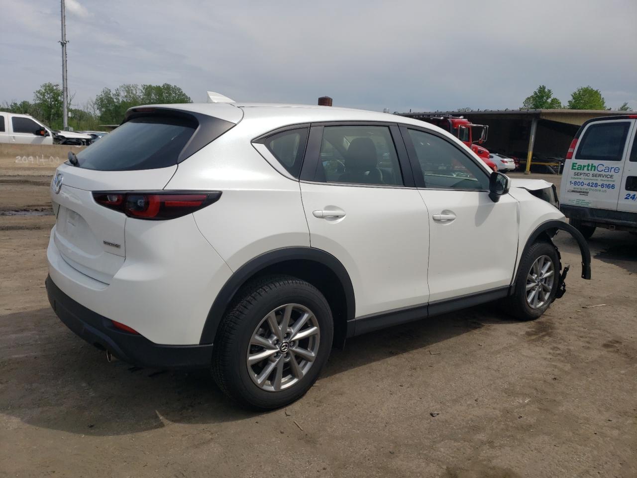 Photo 2 VIN: JM3KFBAMXN0616646 - MAZDA CX-5 